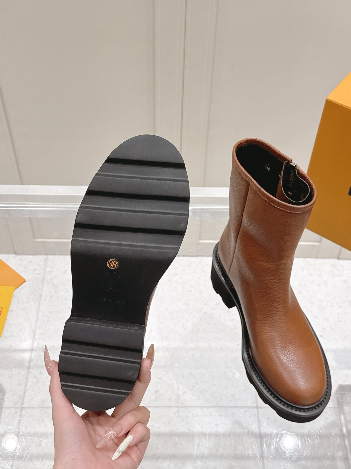 LV Beaubourg Ankle Boots – Tan Brown Pebble-Grained Goatskin Combat Boots