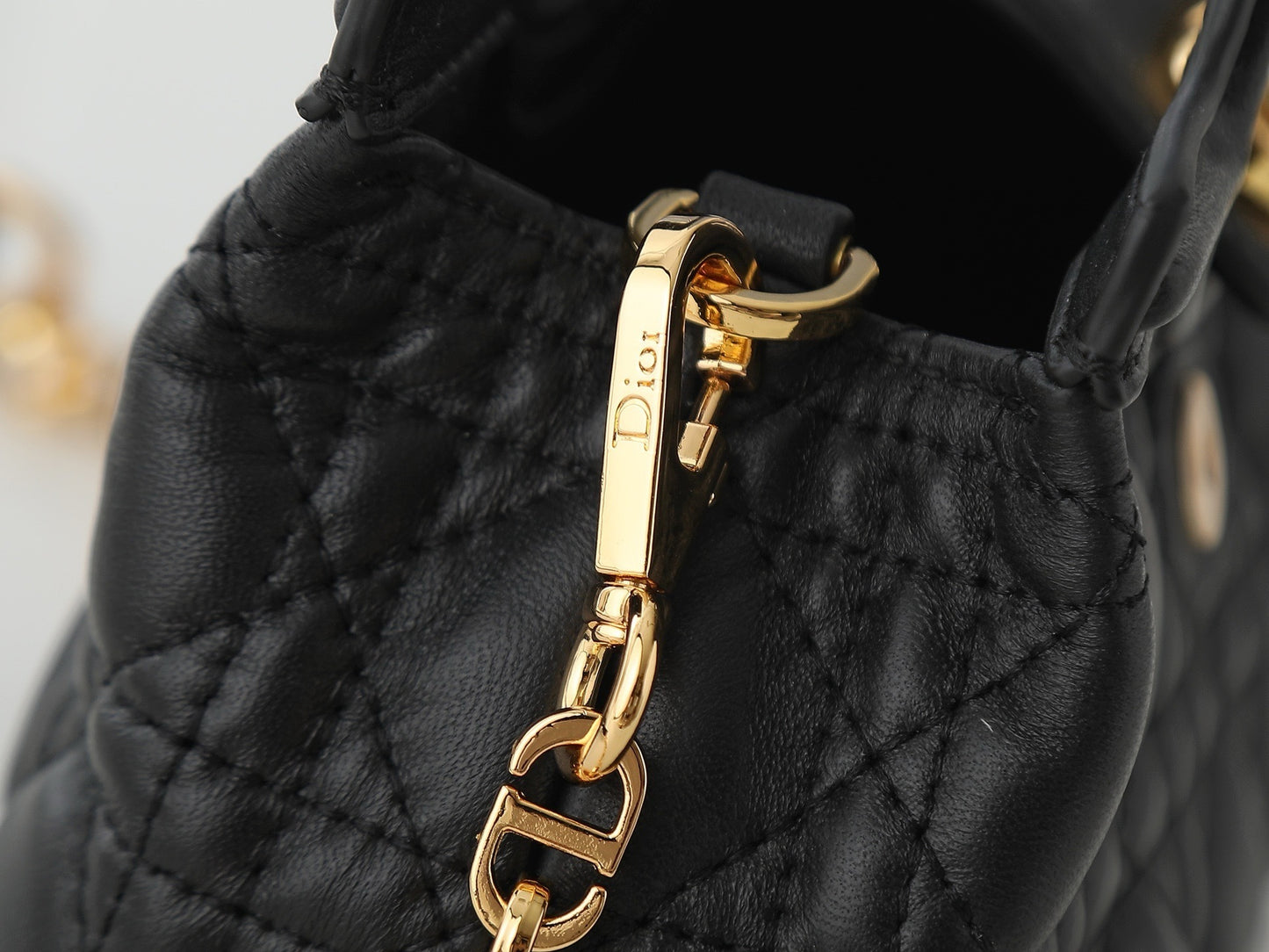 Pouch with Chain – Black Cannage Lambskin with Pearl CD Clasp