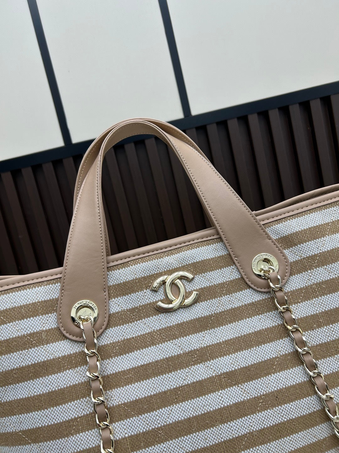 Canvas Tote Bag with Chain Straps in Beige and White