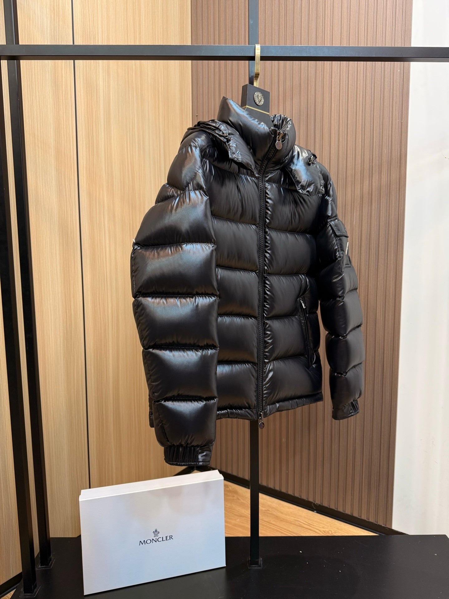 Shiny Black Jacket With Wood