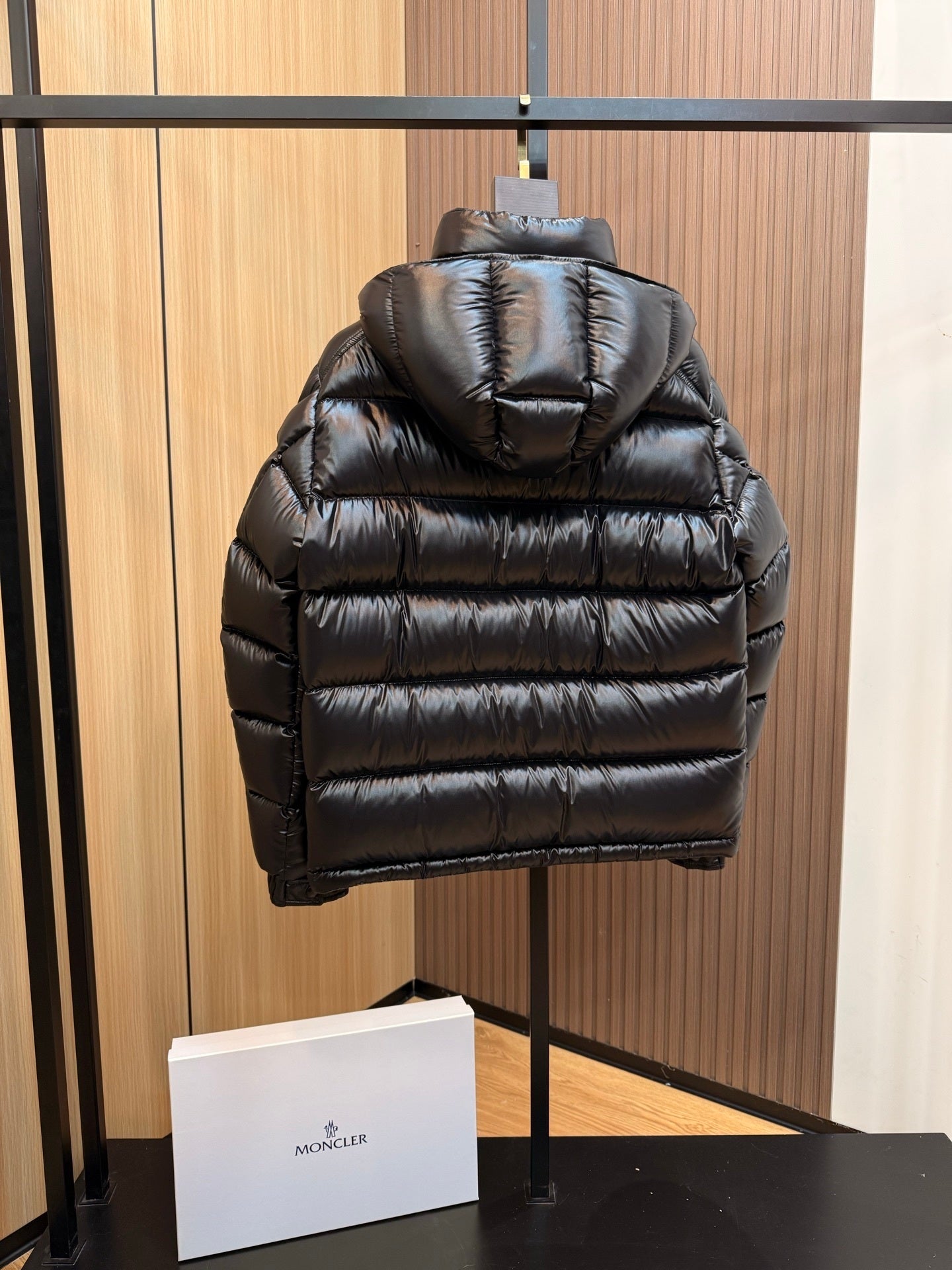 Shiny Black Jacket With Wood