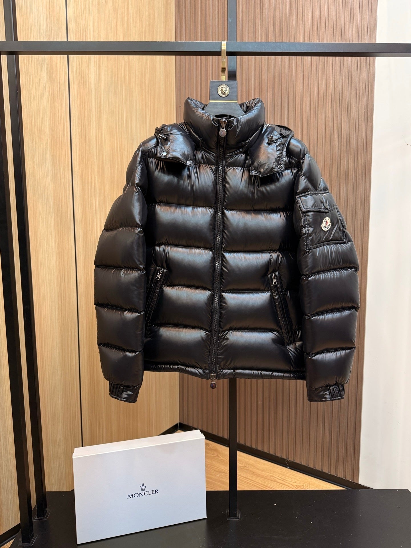 Shiny Black Jacket With Wood