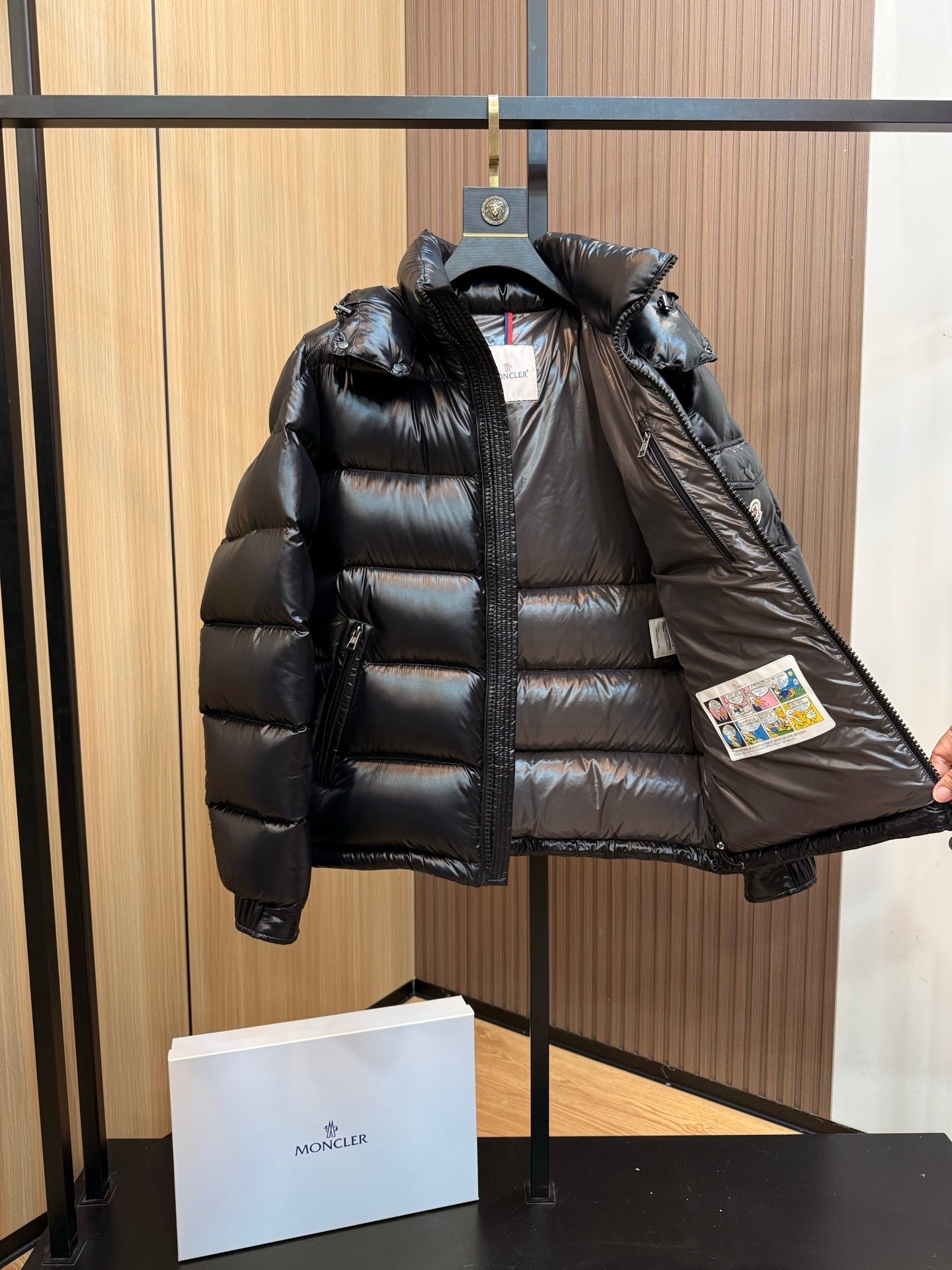 Shiny Black Jacket With Wood