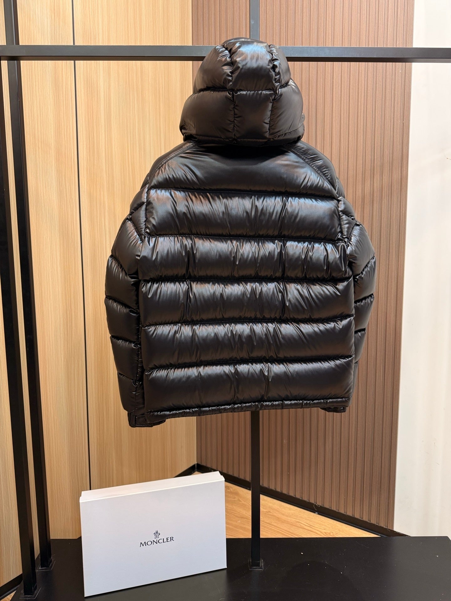 Shiny Black Jacket With Wood