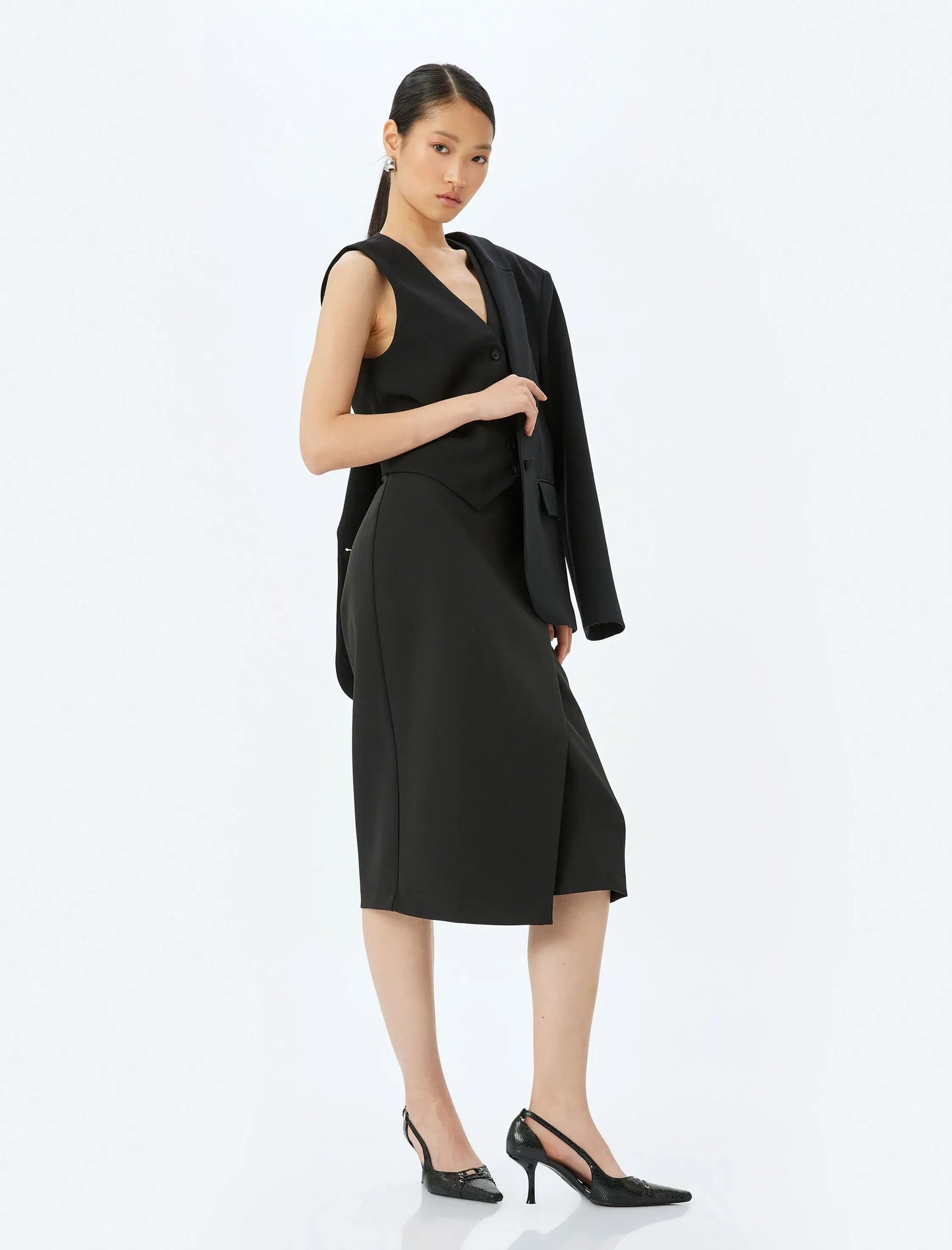 Sophisticated Double-Breasted Black Midi Skirt