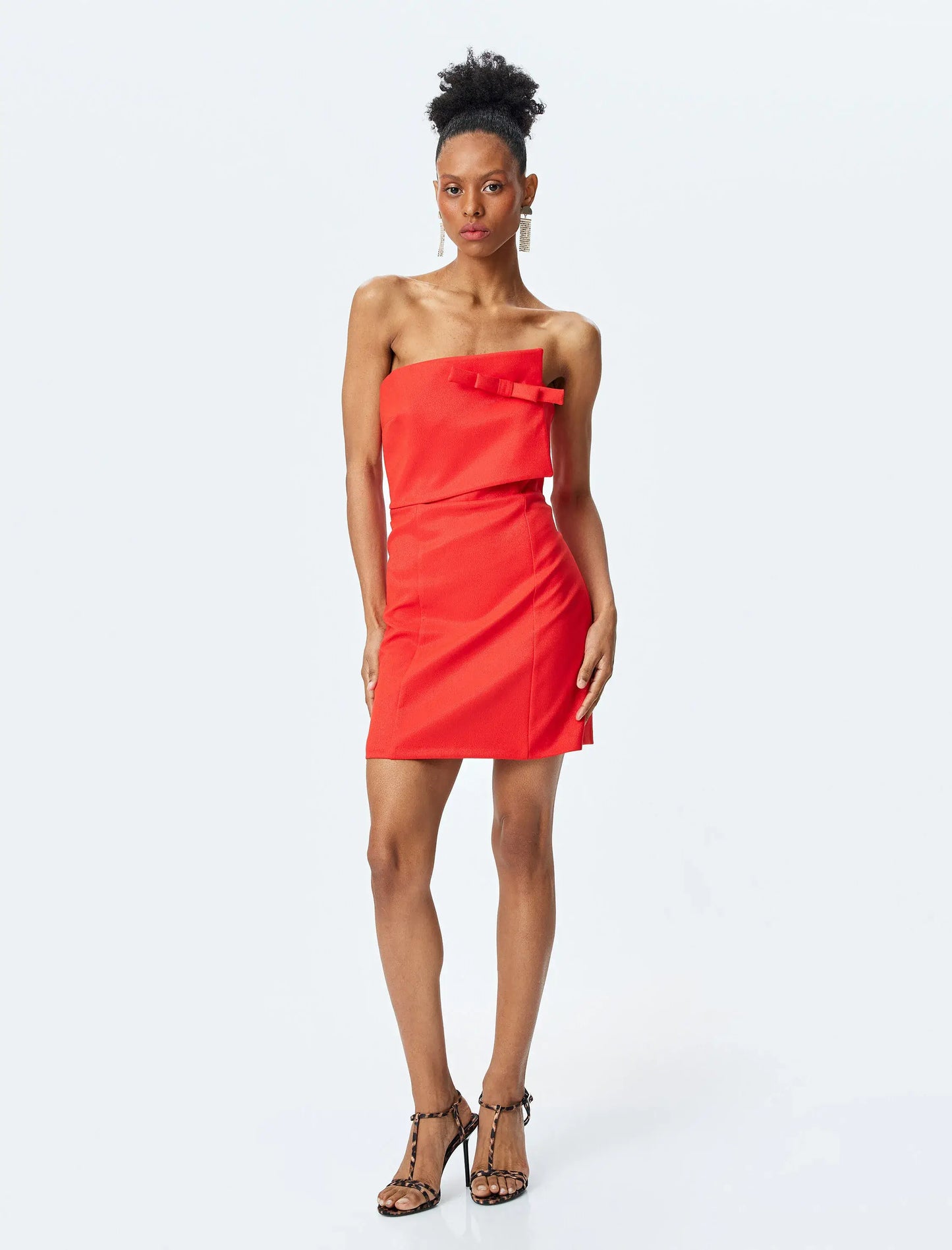 Sleek Strapless Bow Detail Red Mini Dress