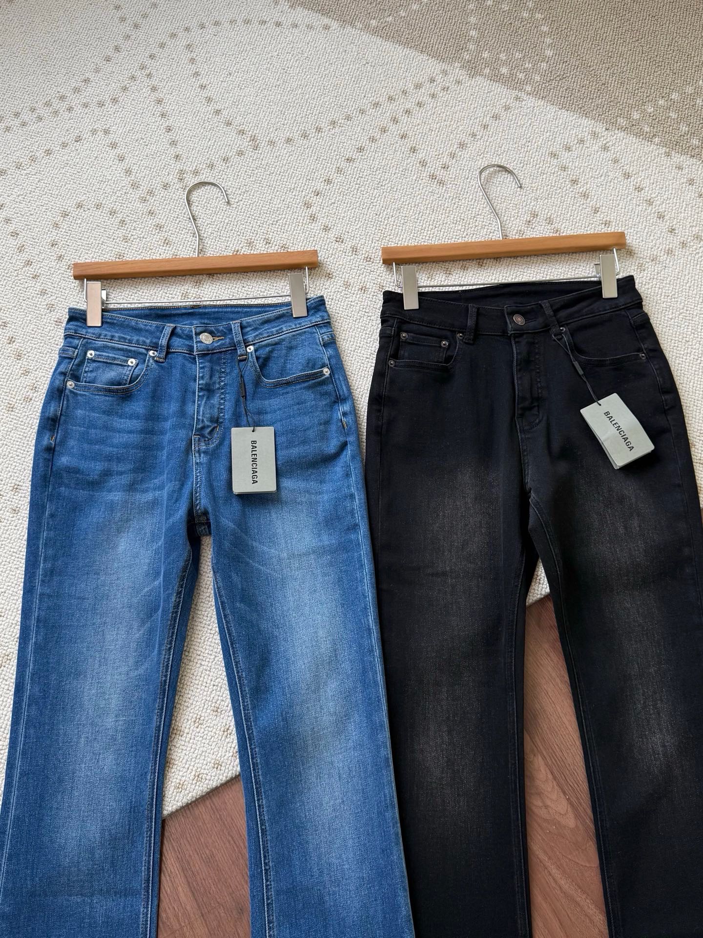 Flared Raw-Hem Jeans – Heavyweight Vintage Denim with Deconstructed Frayed Hems