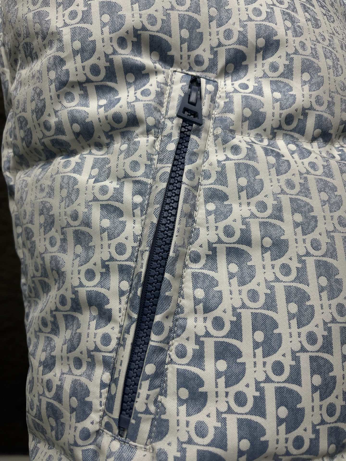 Alps CD Reversible Oblique Puffer Vest - Blue & White Technical Taffeta