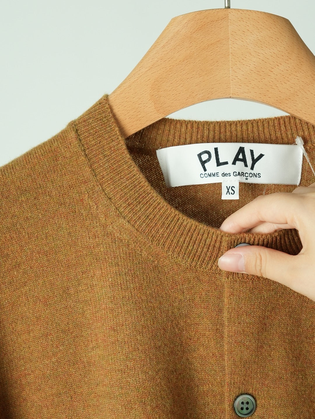Crewneck Knit Cardigan – Camel Brown Fine-Gauge Wool Cardigan with Subverted Sleeve Heart Logo
