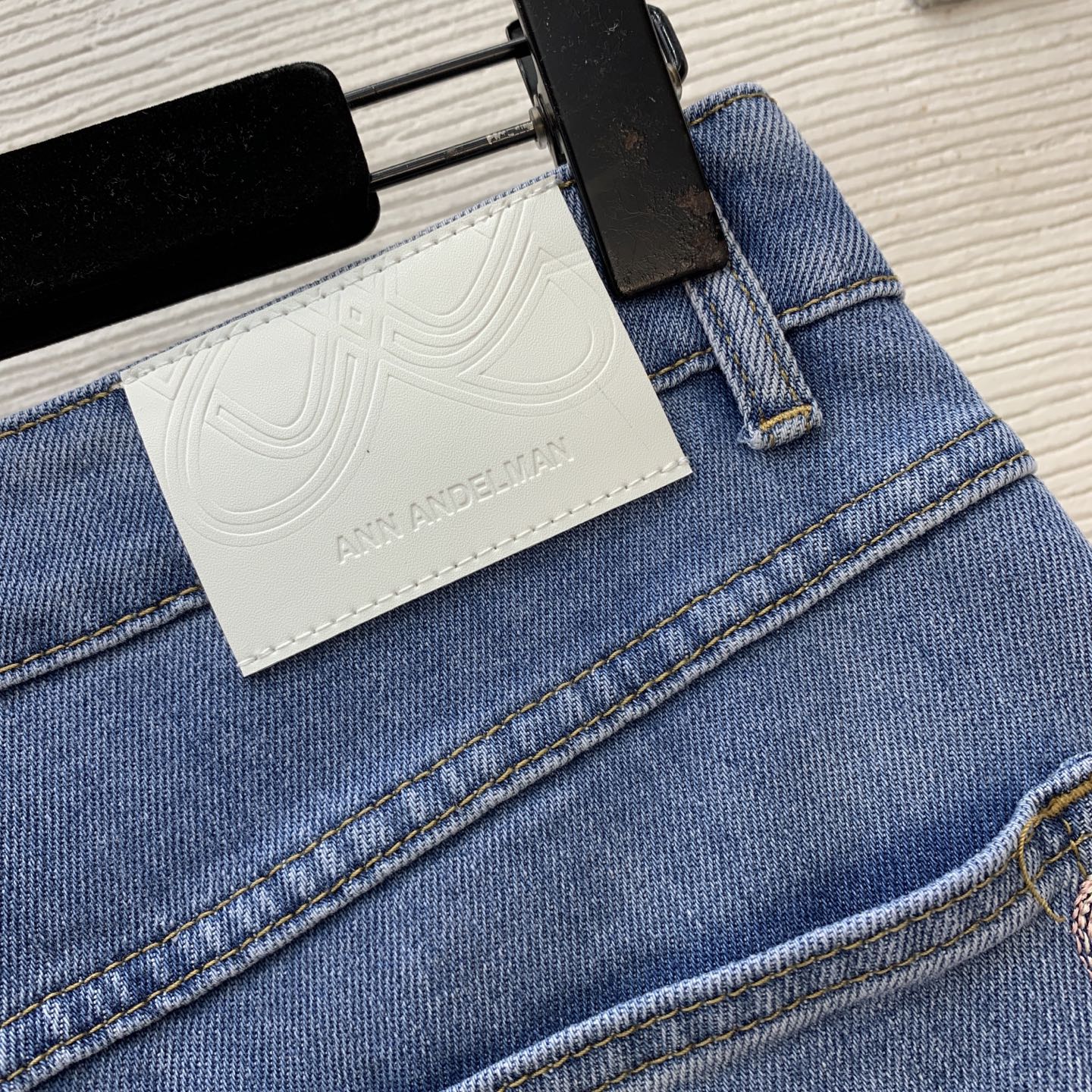 Butterfly-Embroidered Denim Shorts – Stone-Faded Indigo Pleated Cotton-Blend High-Rise Shorts