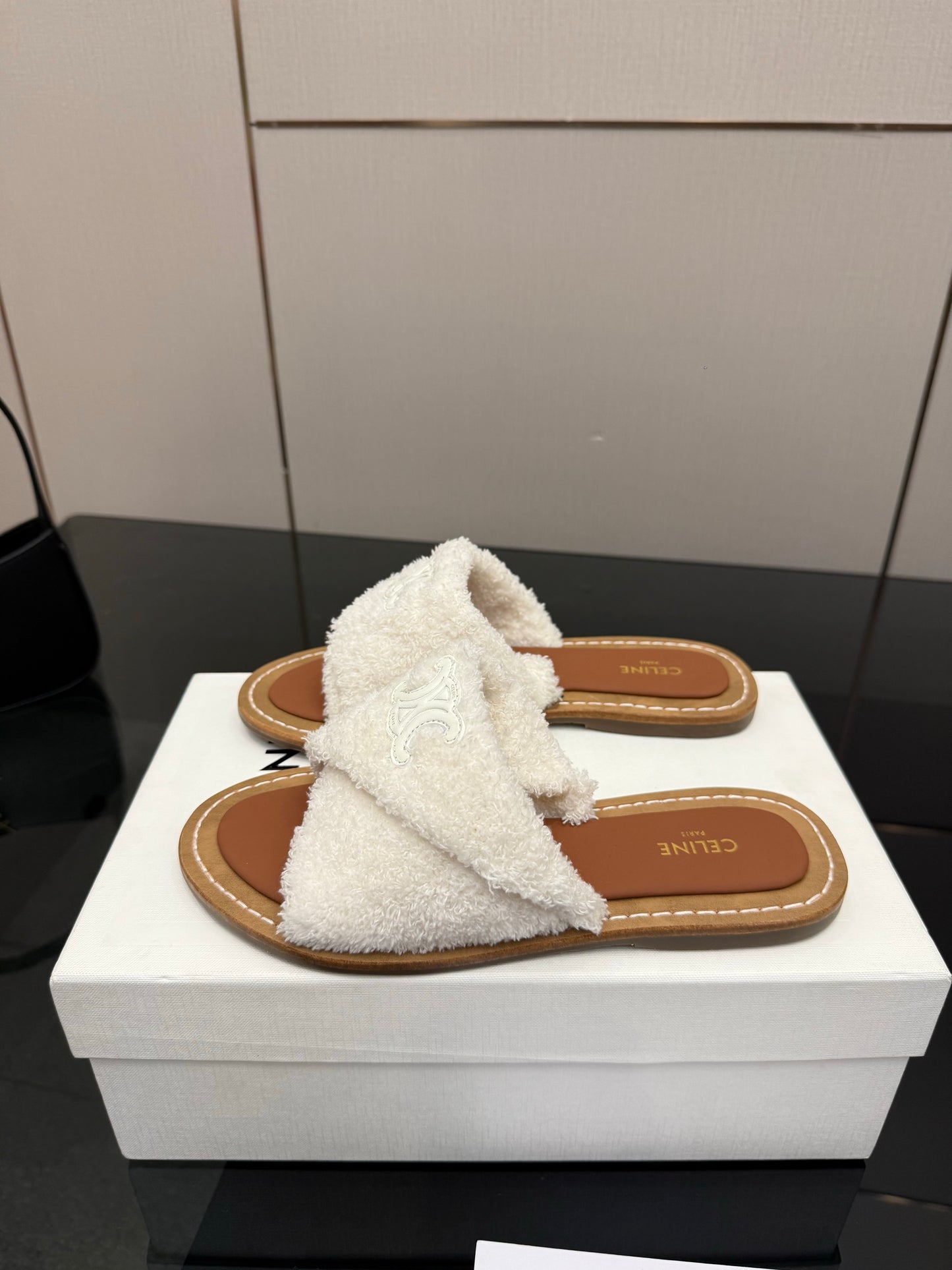 Triomphe Cross Mule Sandals – Plush Luminous Cream Shearling Criss-Cross Strap Slides