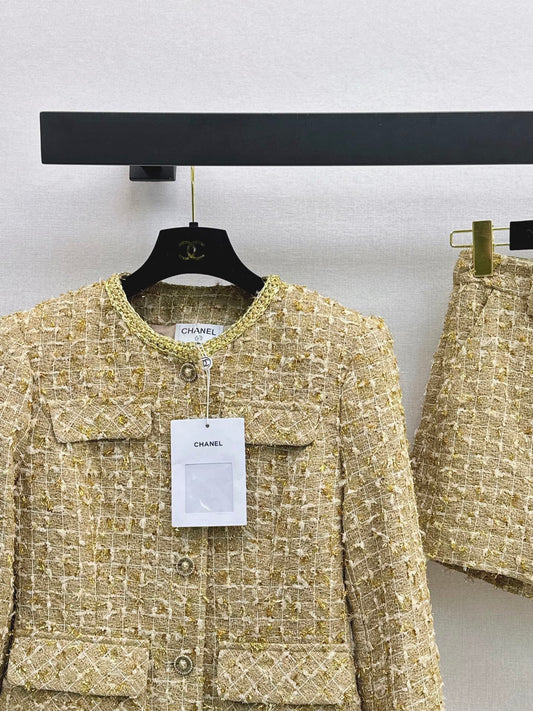 CC Metallic Gold Tweed Suit Set – Collarless Bouclé Jacket and High-Waisted Frayed Shorts