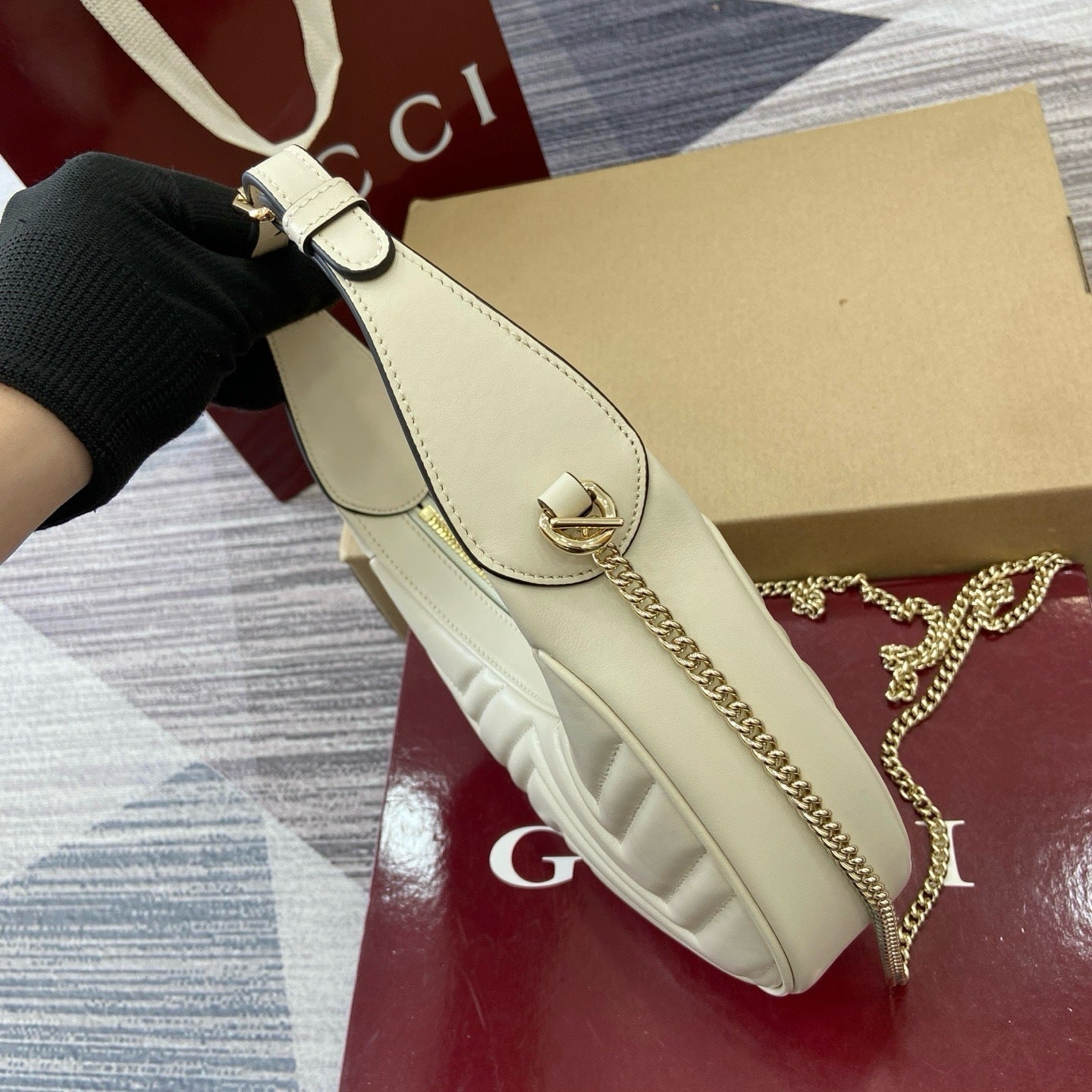 GG Marmont Small Crescent Hobo Bag – Ivory White Matelassé Chevron Calfskin Shoulder Bag