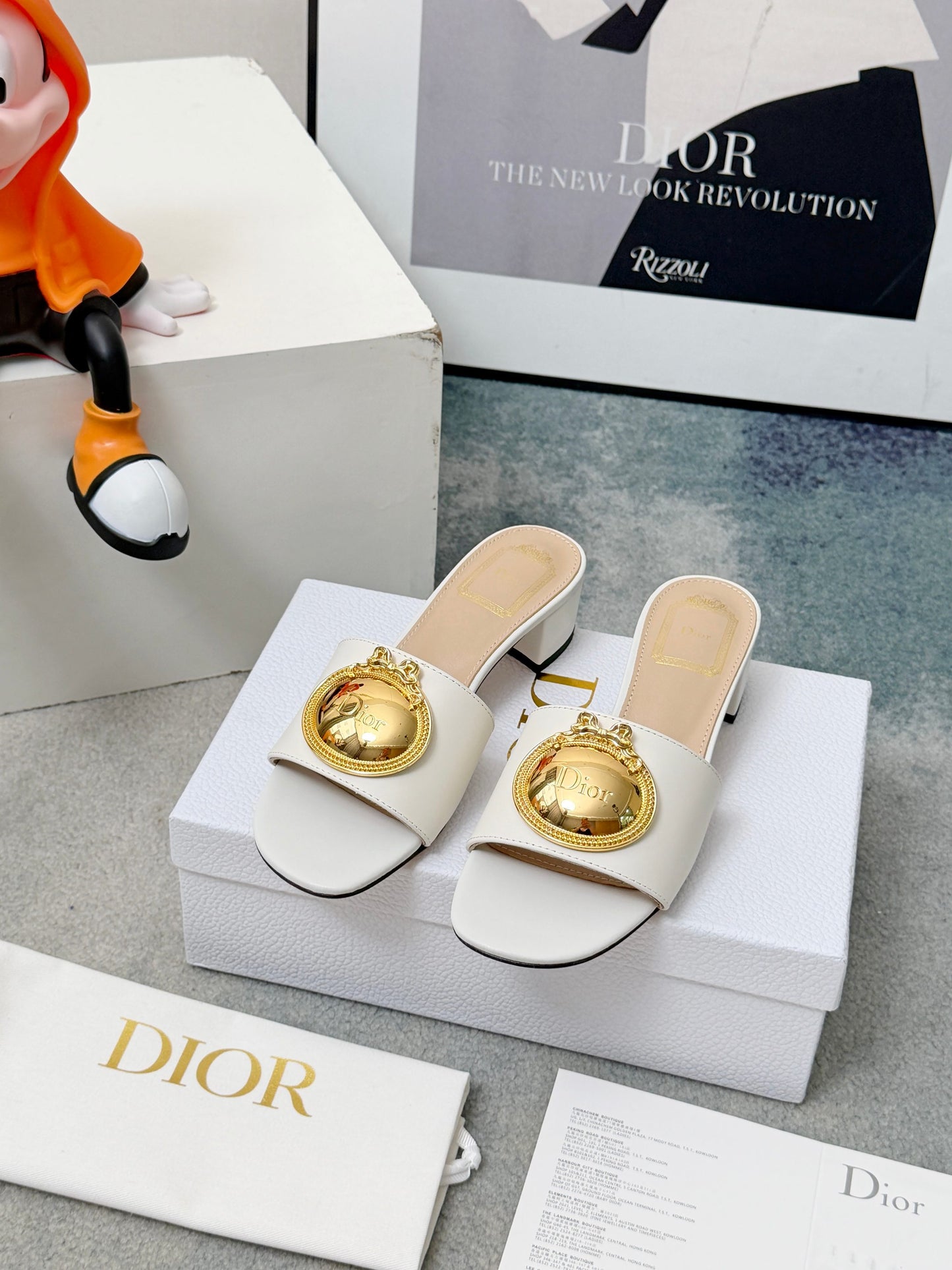 Dior Médaillon Heeled Mules – Optic White Smooth Lambskin Slide Sandals