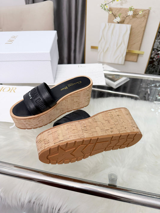 Dway Platform Slide – Black Grained Calfskin with 8-cm Sculptural Cork Wedge