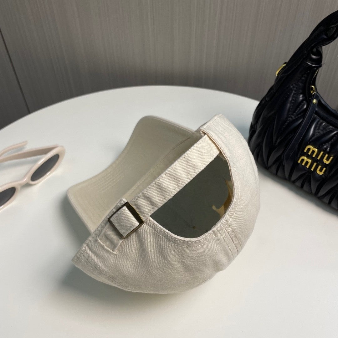Chrome Hearts Horseshoe Plus Baseball Cap – Milky Alabaster White Cotton Canvas