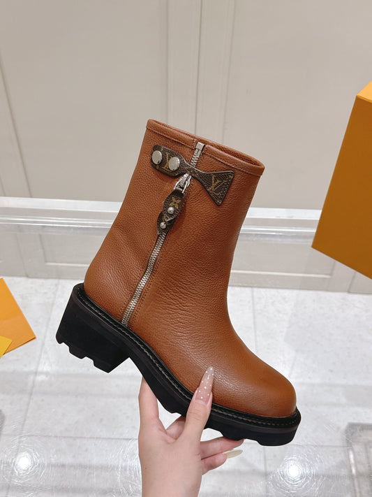 LV Beaubourg Ankle Boots – Tan Brown Pebble-Grained Goatskin Combat Boots