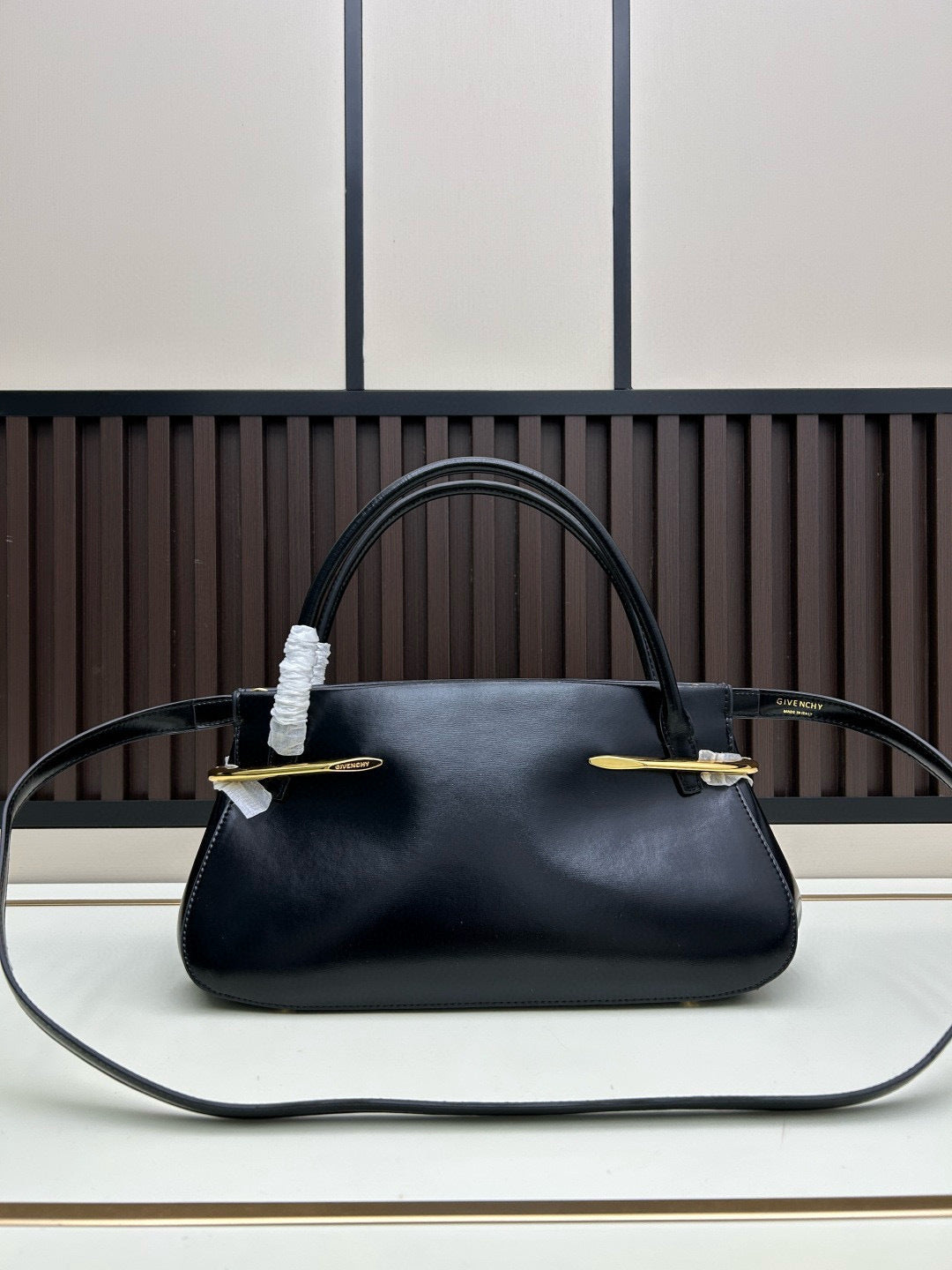 Medium Pinch Bag – Sarah Burton Debut East/West Calfskin Satchel