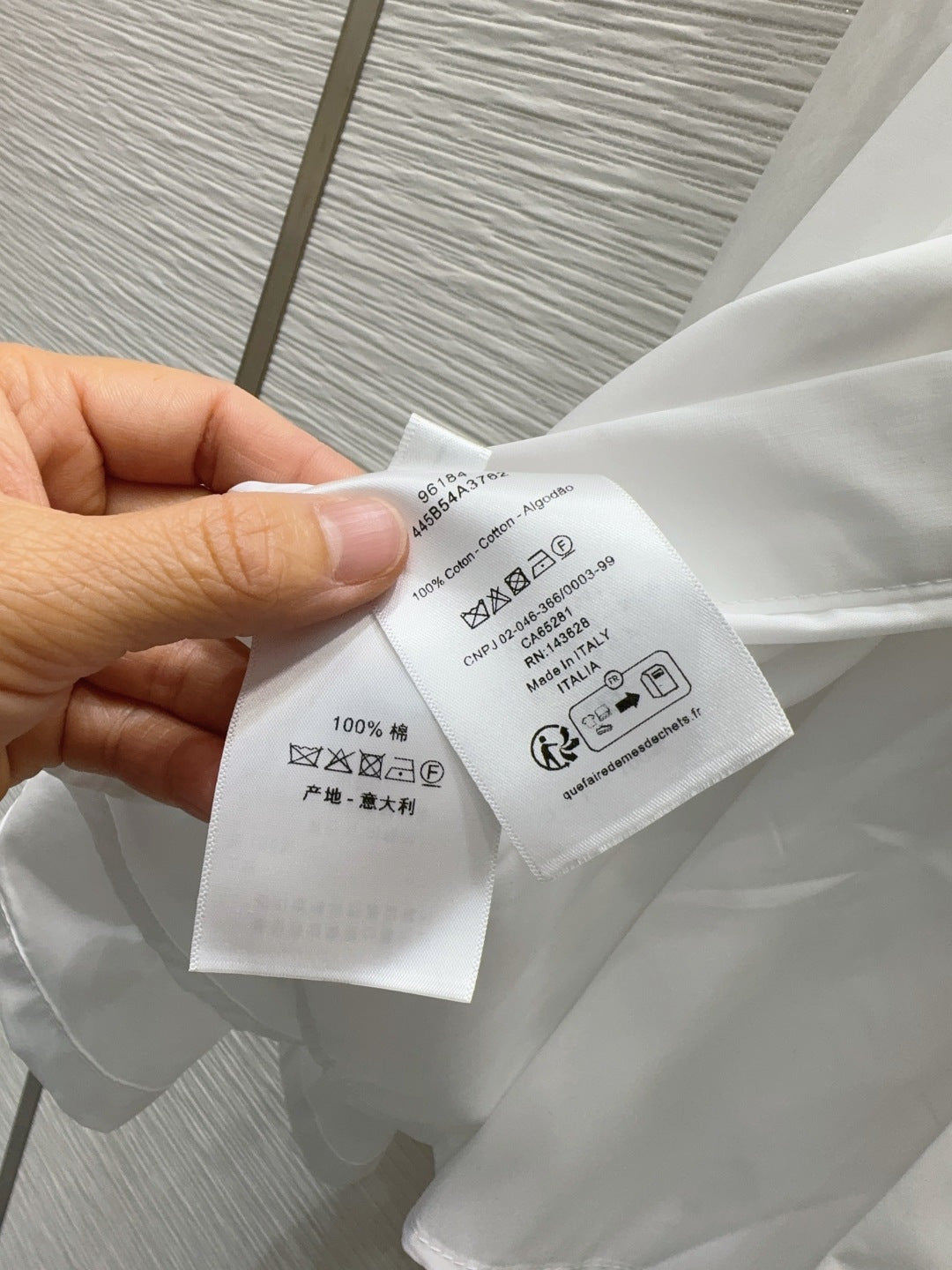 CD Bee-Embroidered Shirt Dress – Optic White Cotton Poplin Midi Dress with Obsidian Buttons