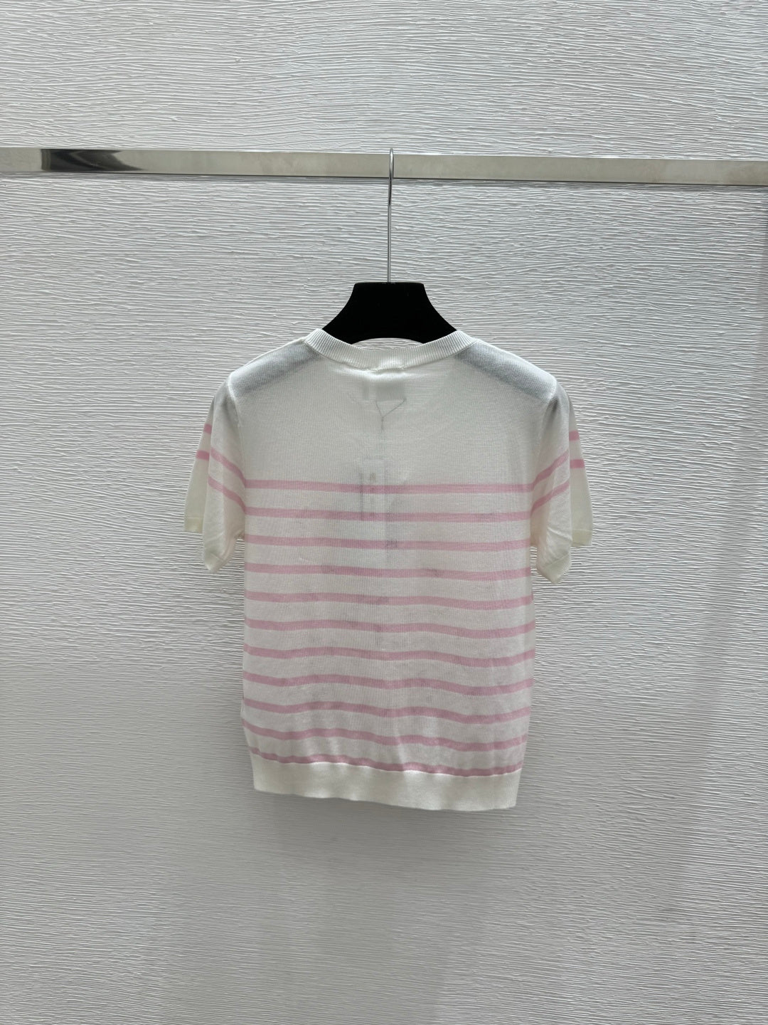 Bow-Embroidered Striped Short-Sleeved Sweater – Off-White High-Gauge Silk-Cotton Knit Top