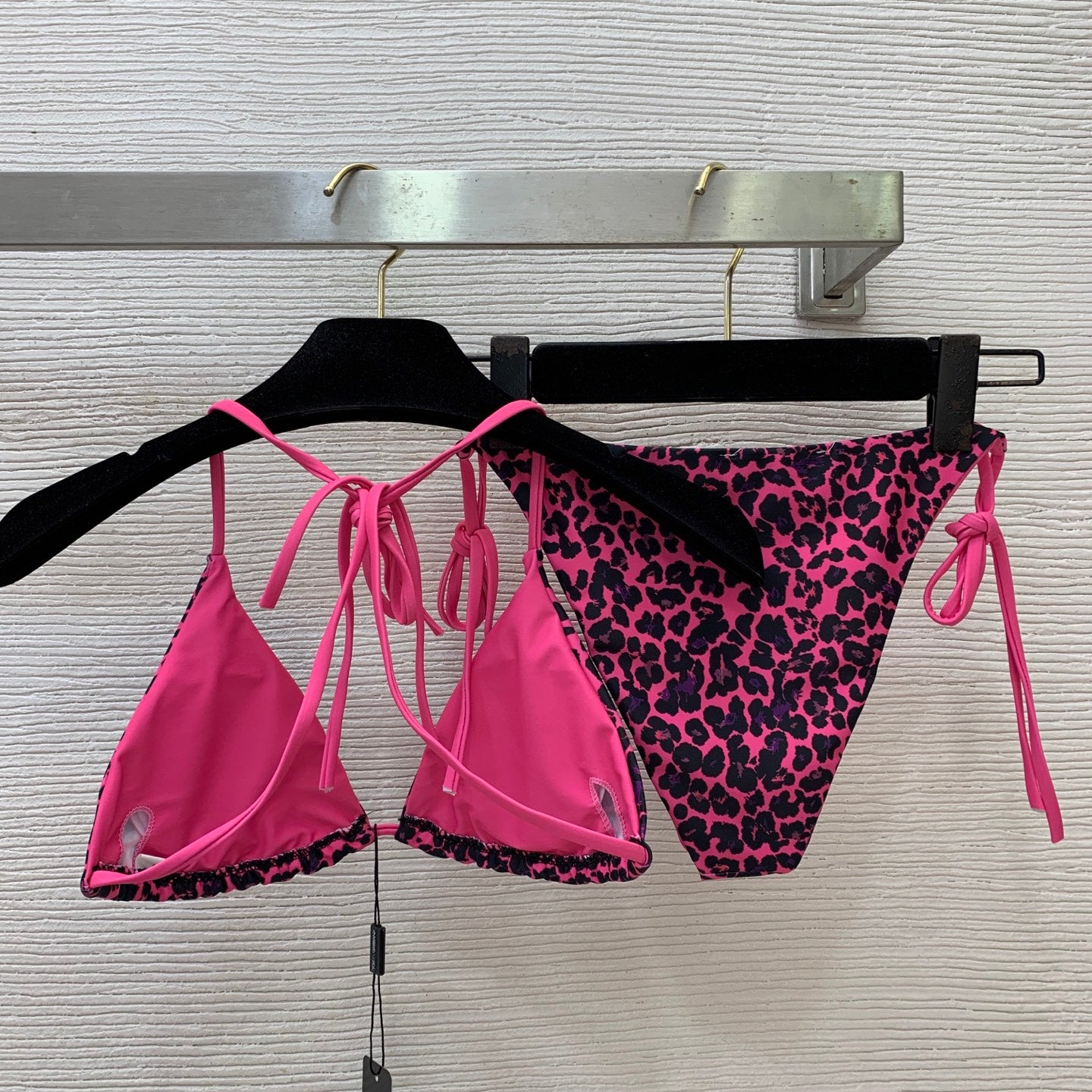 D&G Leopard Print Triangle Bikini Set – High-Stretch Adjustable String Two-Piece Swimsuit