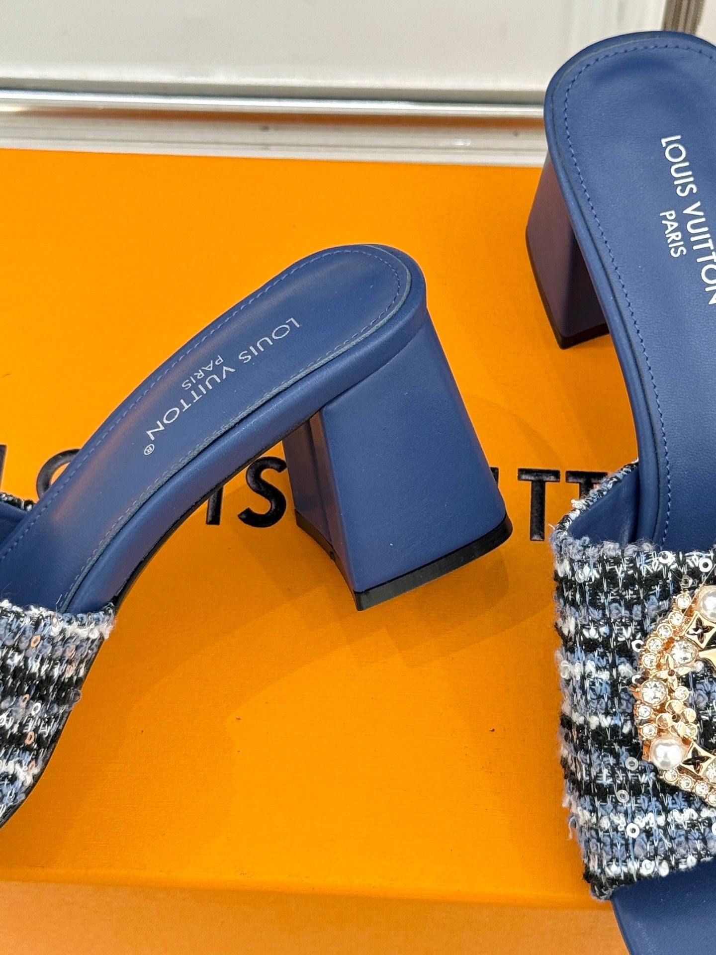 Louis Vuitton LV Mare Mule – Blue Sequin Tweed & Capucines-Inspired Hardware