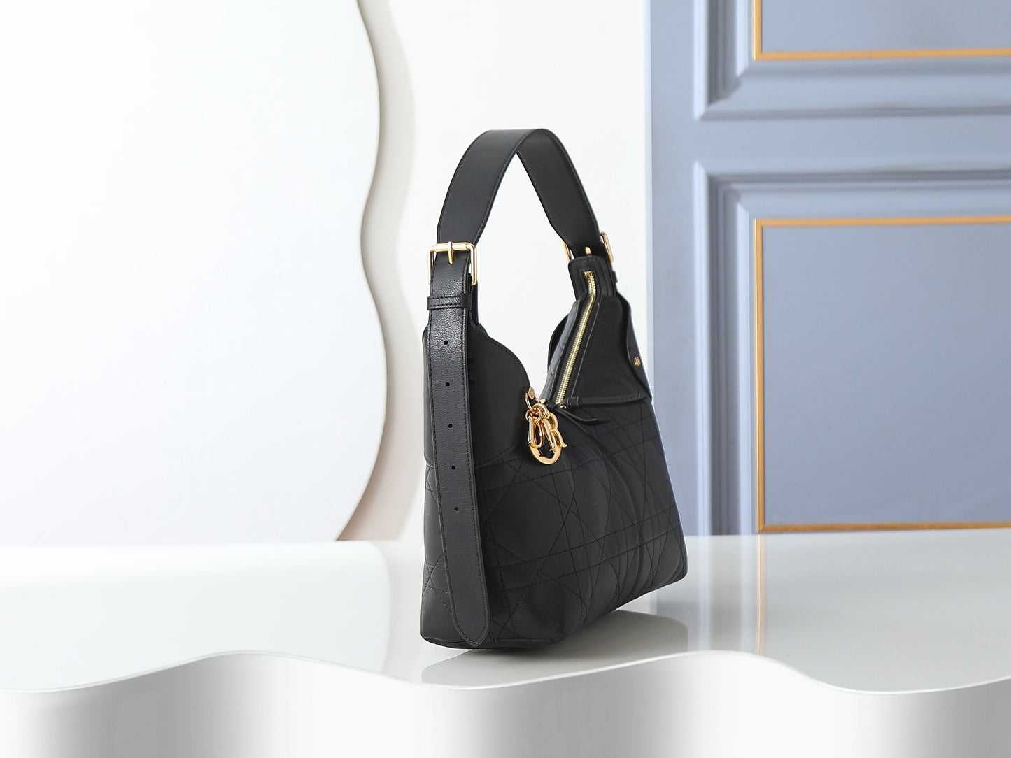 CD Voyage Bag – Powder Beige Flat Macrocannage Grained Calfskin Hobo