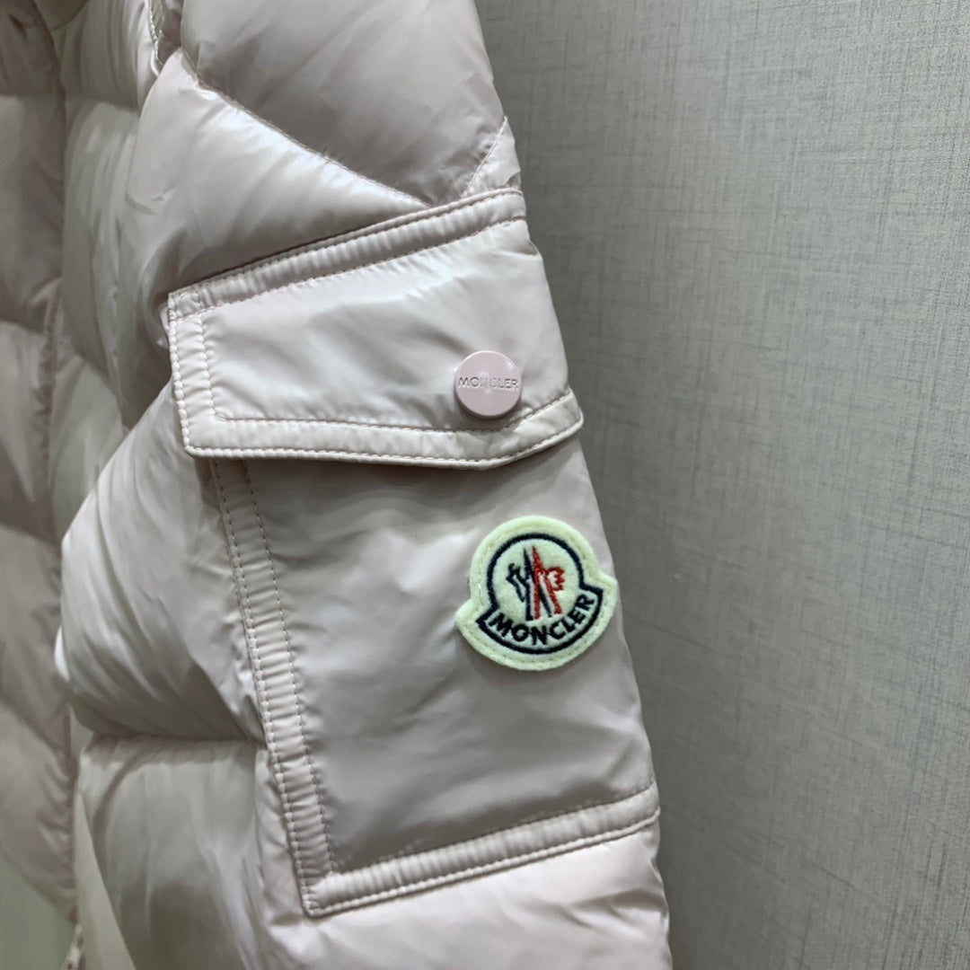 Petra Short Down Jacket – High-Gloss Nylon Super Laqué Boxy Cropped Puffer