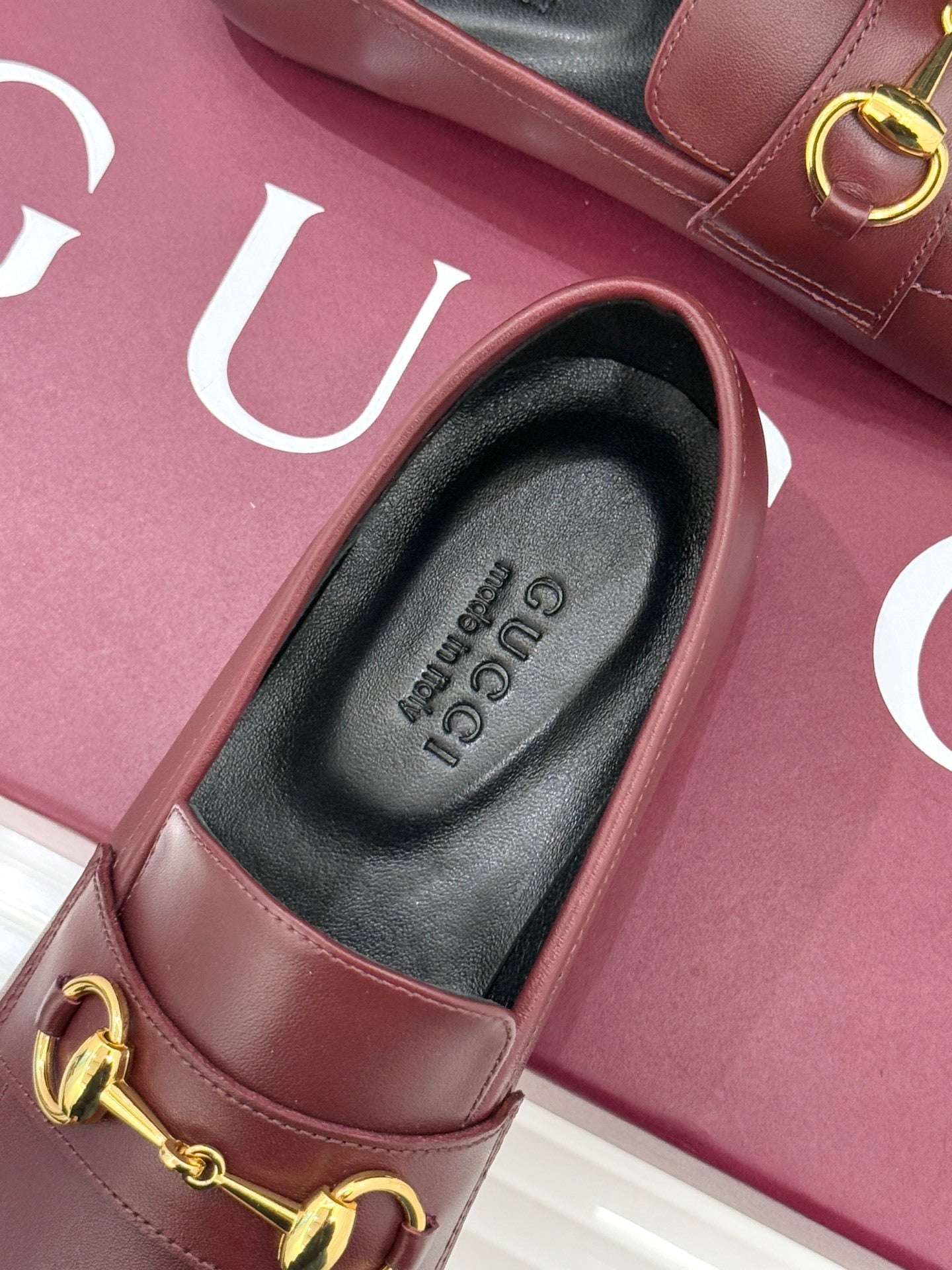 GG Horsebit 1953 Loafers – Burgundy Calfskin with Gold-Tone Hardware