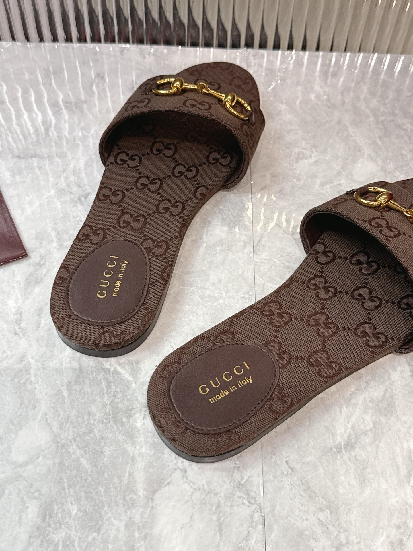Horsebit Slide – GG Supreme Canvas with Light Gold-Toned Hardware