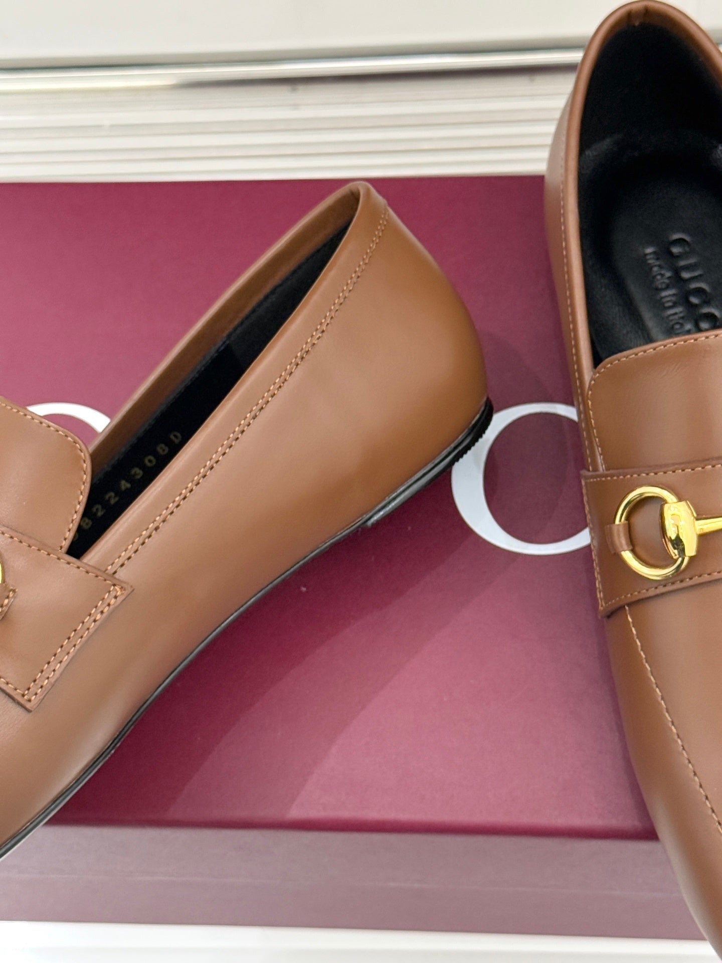 Jordaan Loafer – Rich Brown Calfskin with Slim Gold-Tone Horsebit