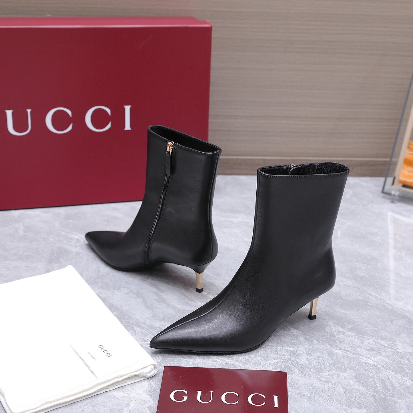 GG Smooth Leather Ankle Boots – Black Calfskin Pointed-Toe Ankle Boots