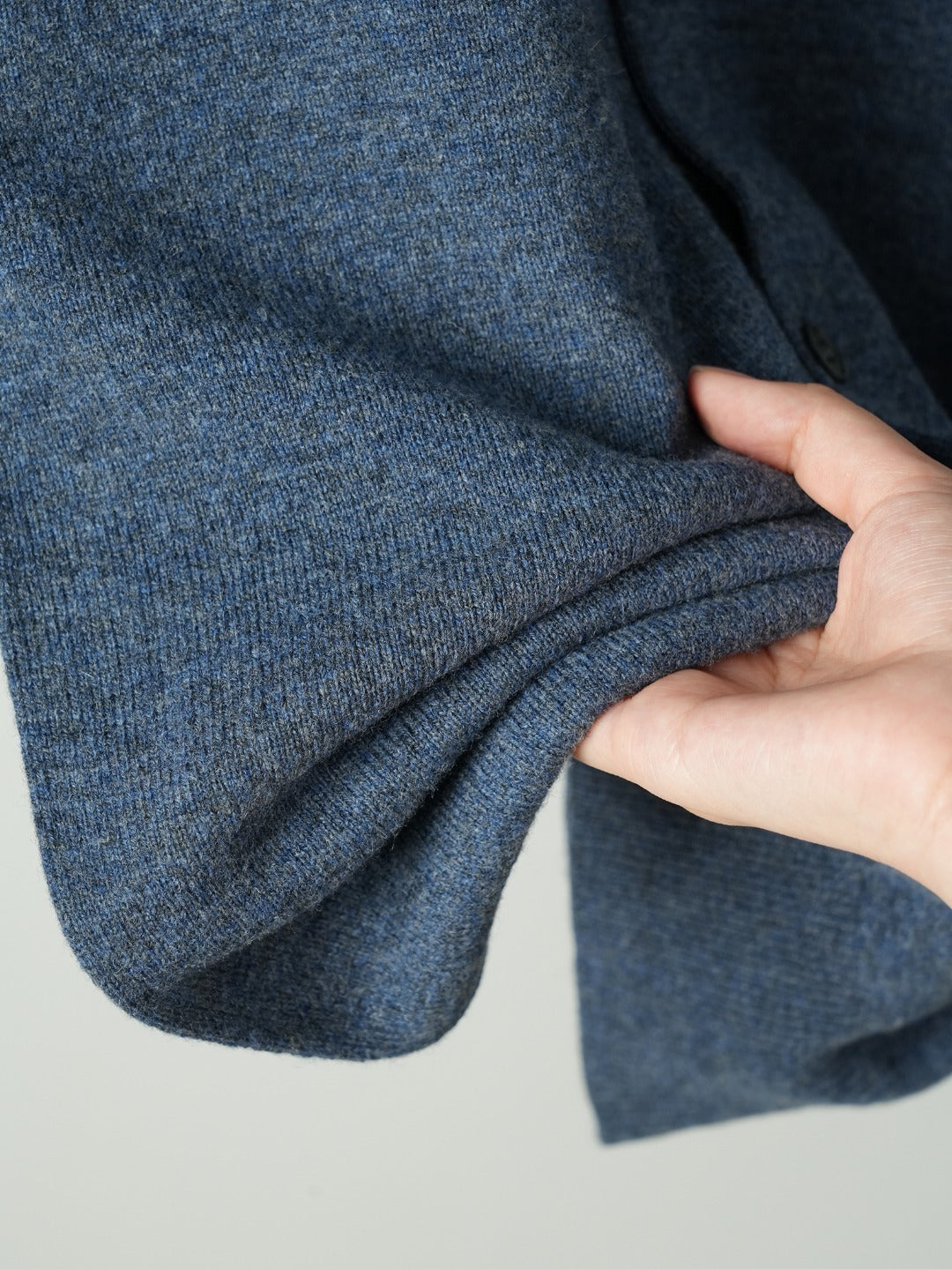 Crewneck Knit Cardigan – Heather Blue Melange Fine Wool Button-Up Sweater
