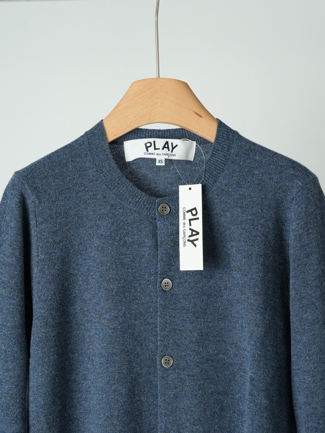 Crewneck Knit Cardigan – Heather Blue Melange Fine Wool Button-Up Sweater