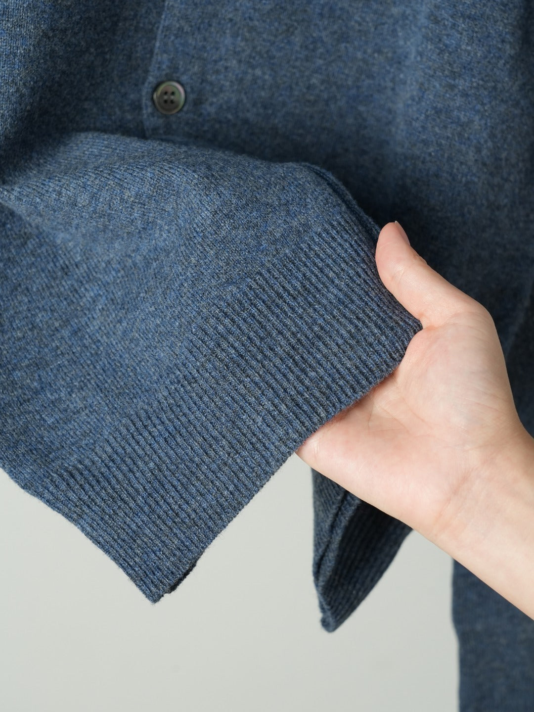 Crewneck Knit Cardigan – Heather Blue Melange Fine Wool Button-Up Sweater