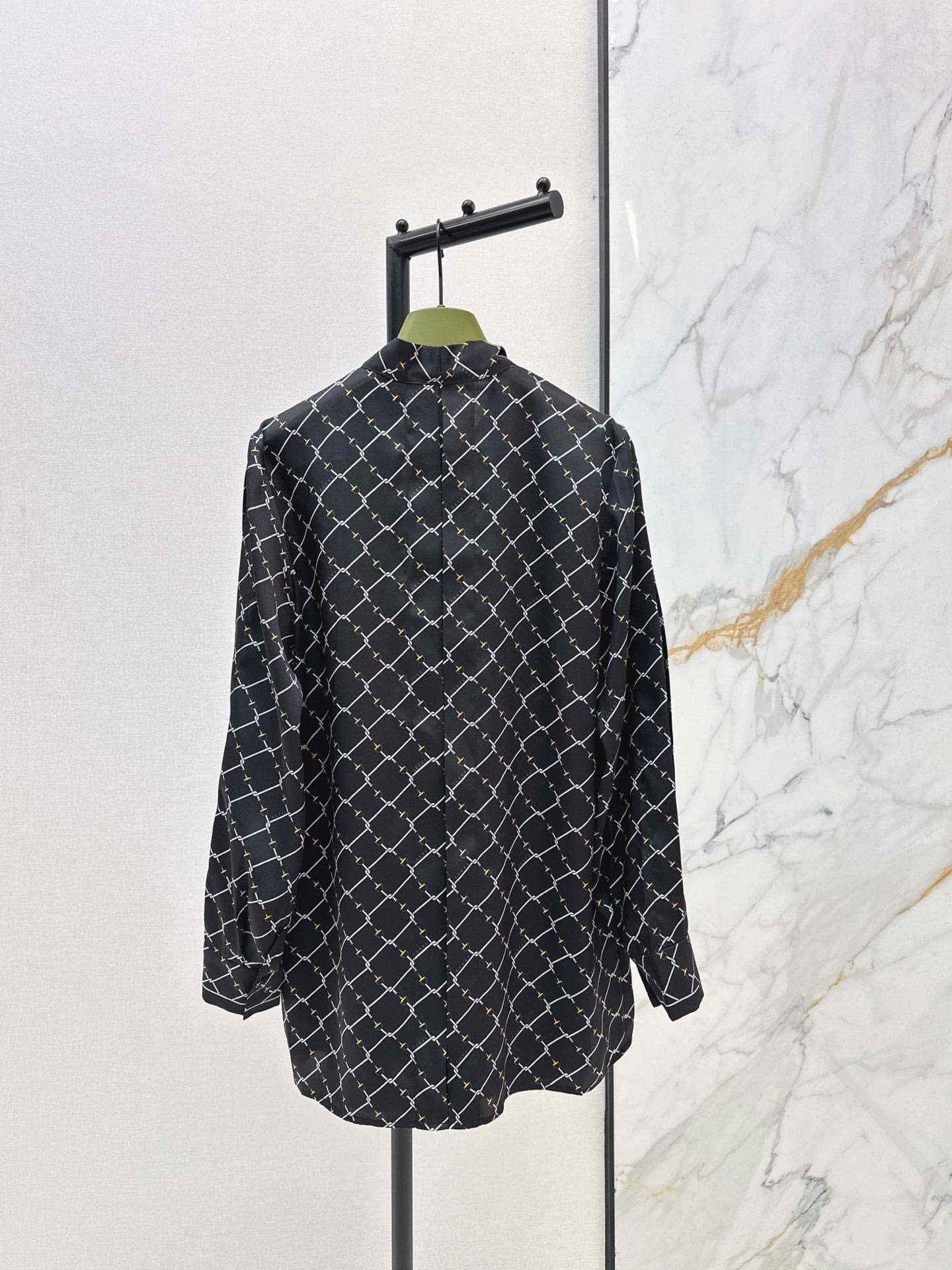 GG Horsebit-Print Bow Silk Blouse – Archival Equestrian Silk Twill Shirt
