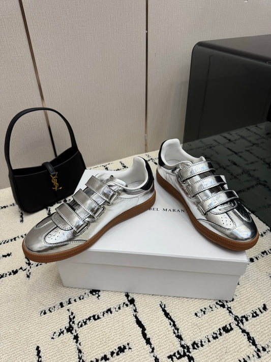 High-Shine Metallic Liquid Silver Low-Top Retro Court Shoes
