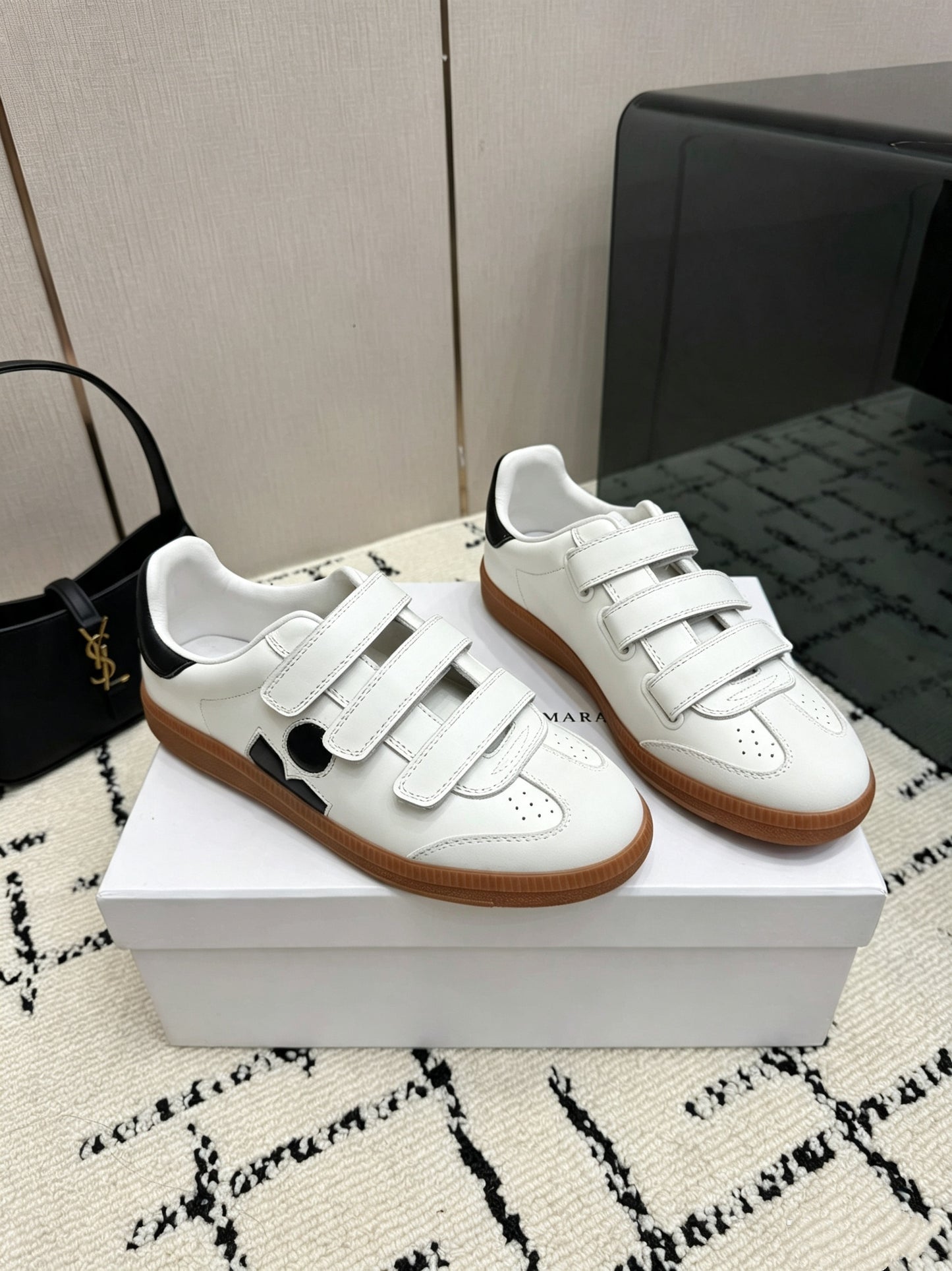 White Leather Sneakers – Smooth Calfskin and Suede Low-Top Retro Court Shoe