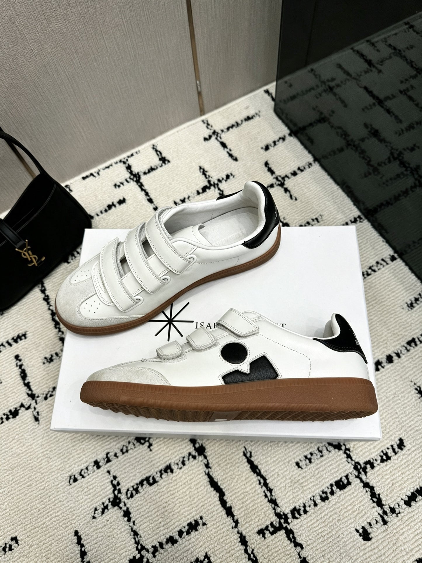 White Leather Sneakers – Smooth Calfskin and Suede Low-Top Retro Court Shoe