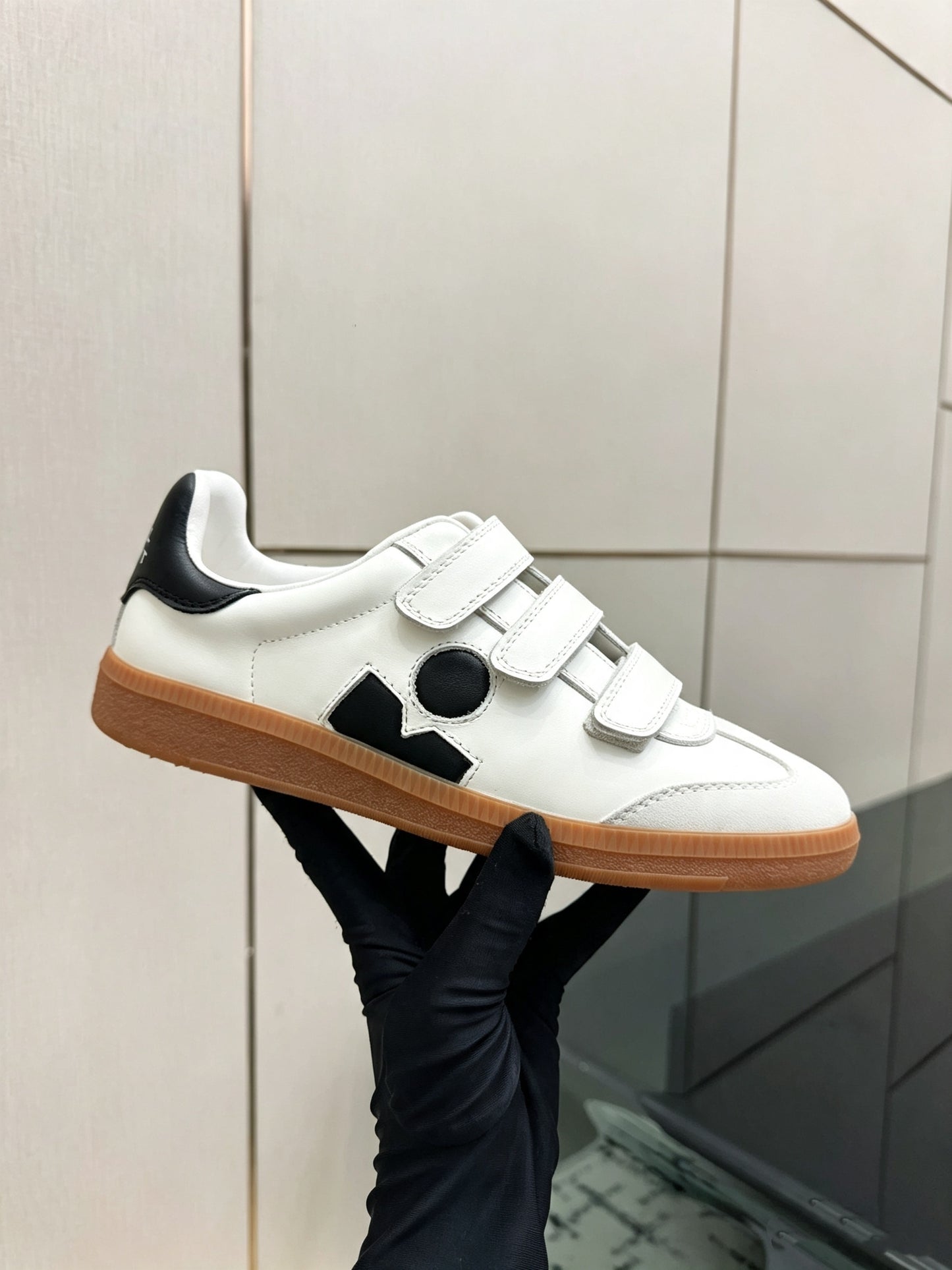 White Leather Sneakers – Smooth Calfskin and Suede Low-Top Retro Court Shoe