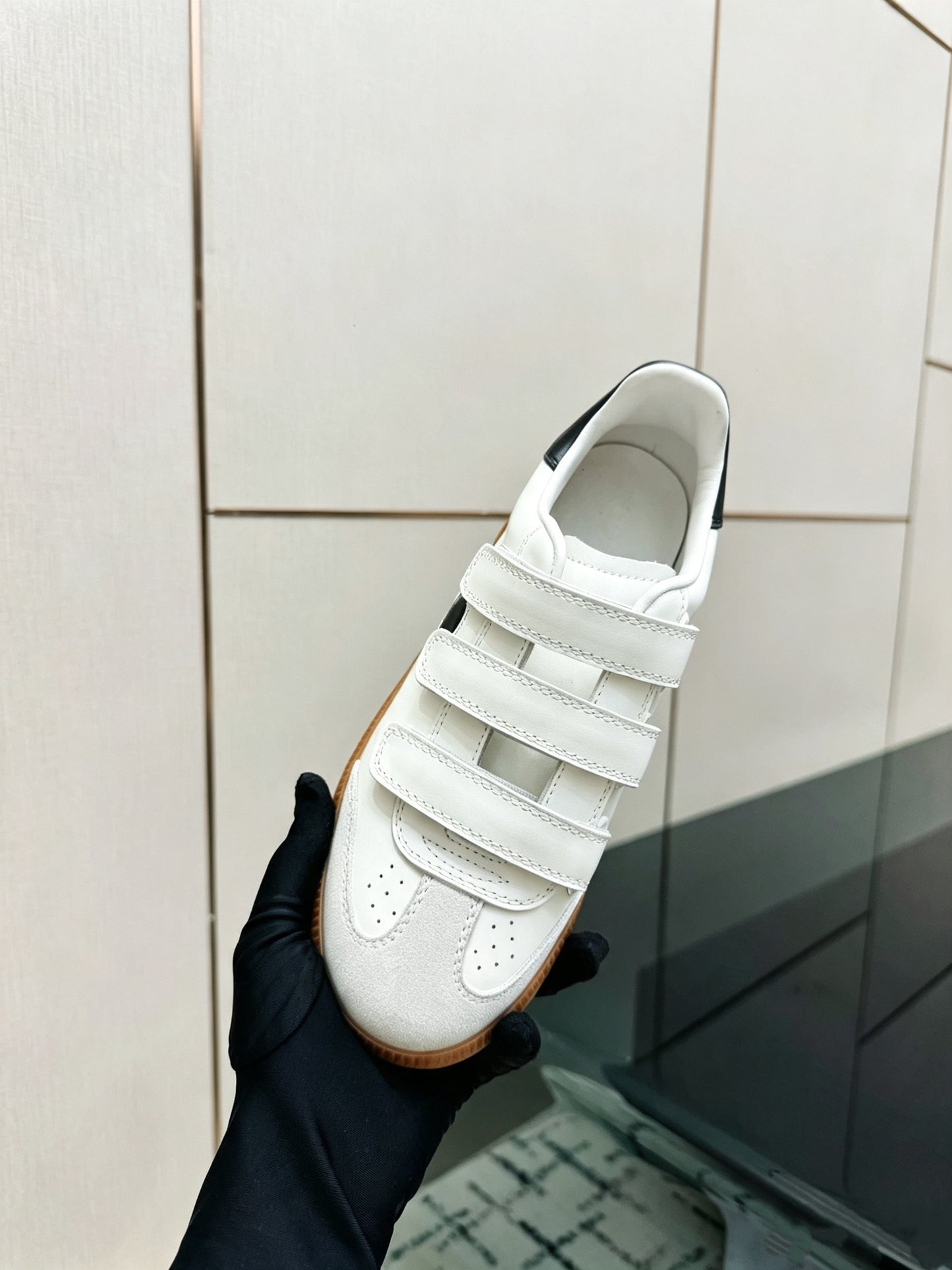 White Leather Sneakers – Smooth Calfskin and Suede Low-Top Retro Court Shoe