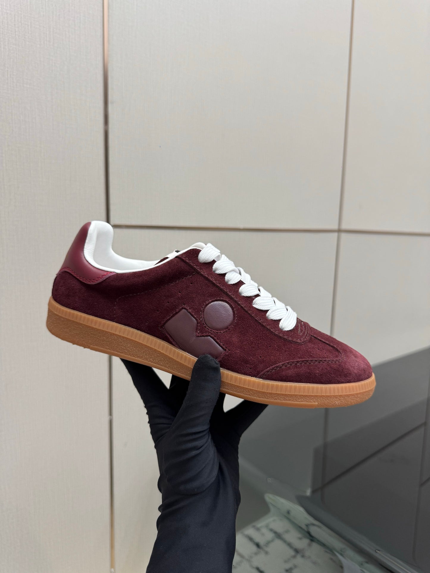Burgundy Suede Sneakers – Deep Wine-Red Brushed Calfskin Low-Top Retro Court Shoes