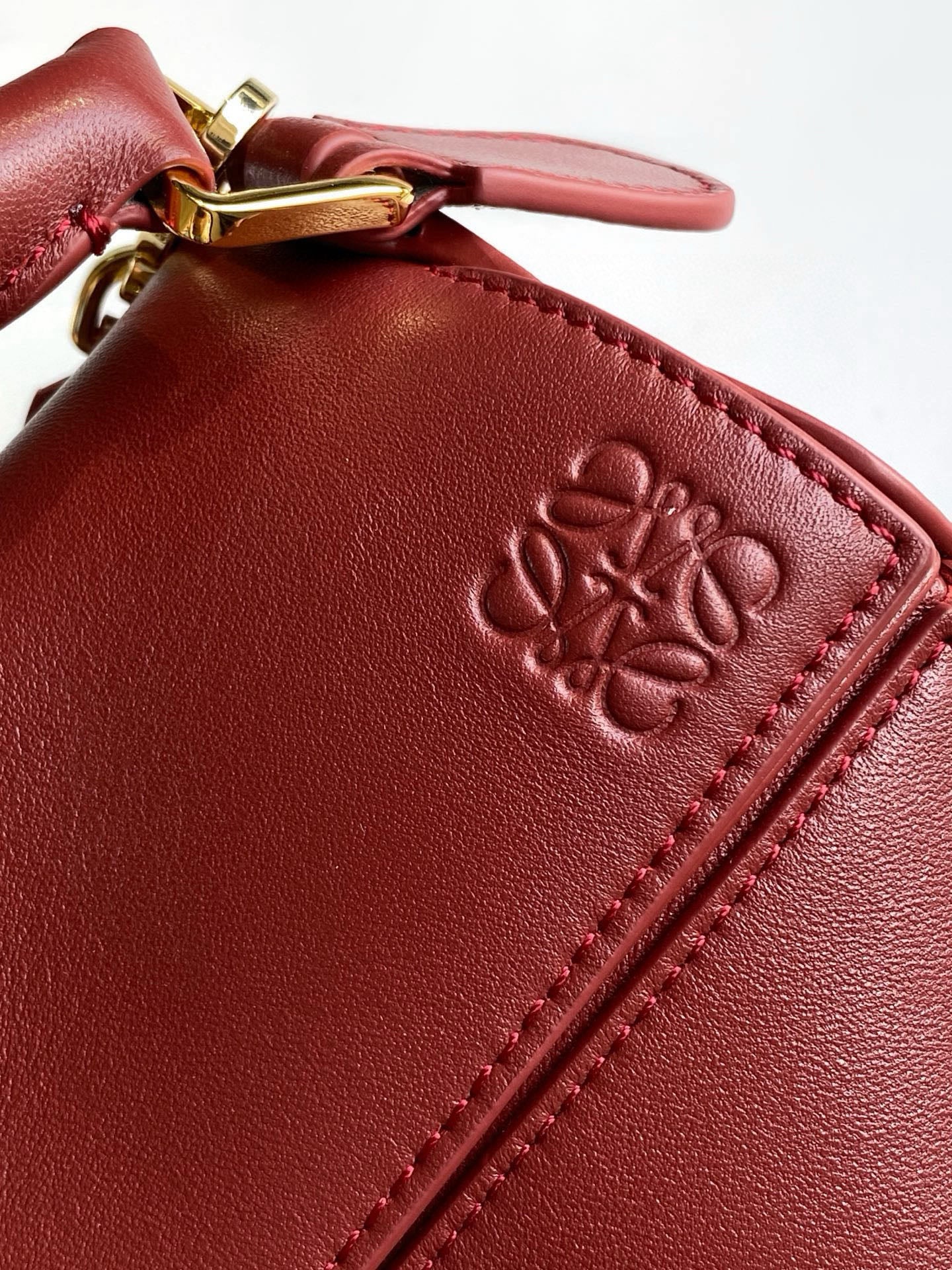 Puzzle Edge Shoulder Bag – Moody Burgundy Wine Calfskin Leather Cuboid Handbag