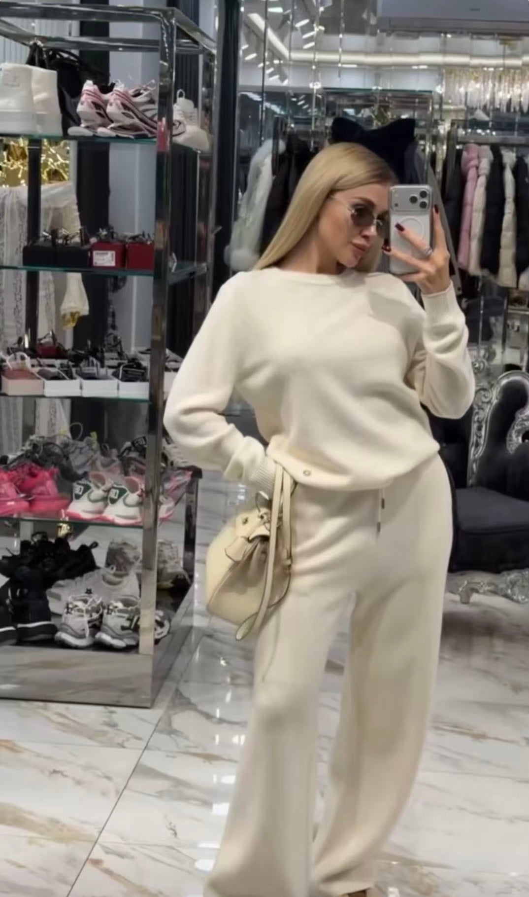 Cashmere Crewneck Sweater and Wide-Leg Trousers Set – Knit Pullover and High-Waisted Pintuck Pants