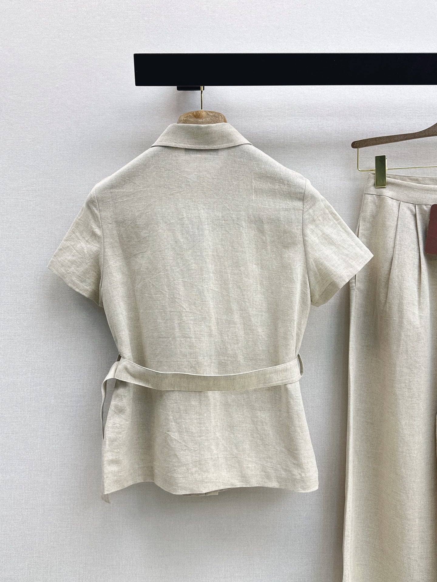 Jondal Linen Set – Raw Oatmeal-Beige Organic Italian Linen Shirt and Pleated Wide-Leg Trousers