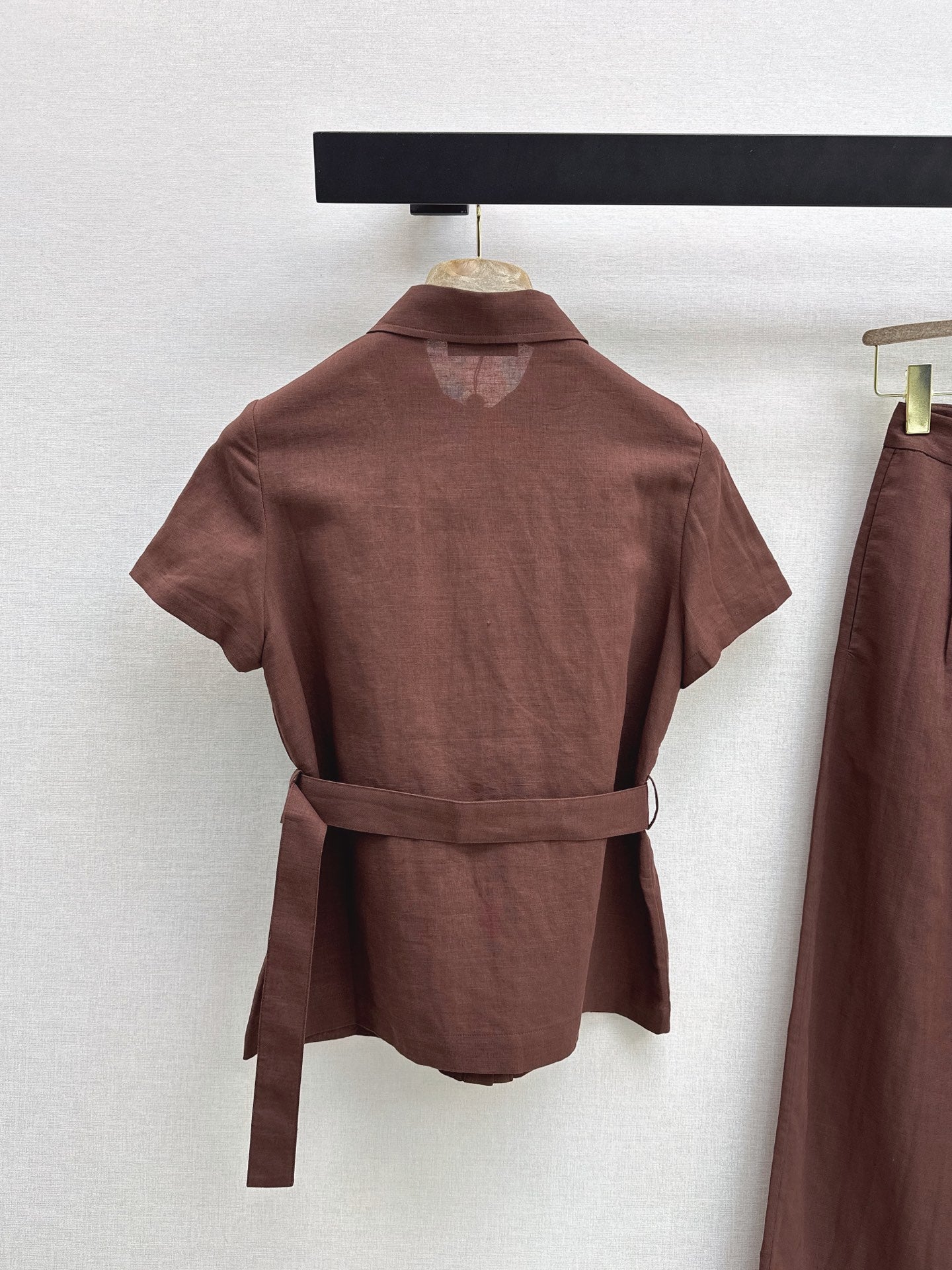 Jondal Linen Set – Raw Oatmeal-Beige Organic Italian Linen Shirt and Pleated Wide-Leg Trousers