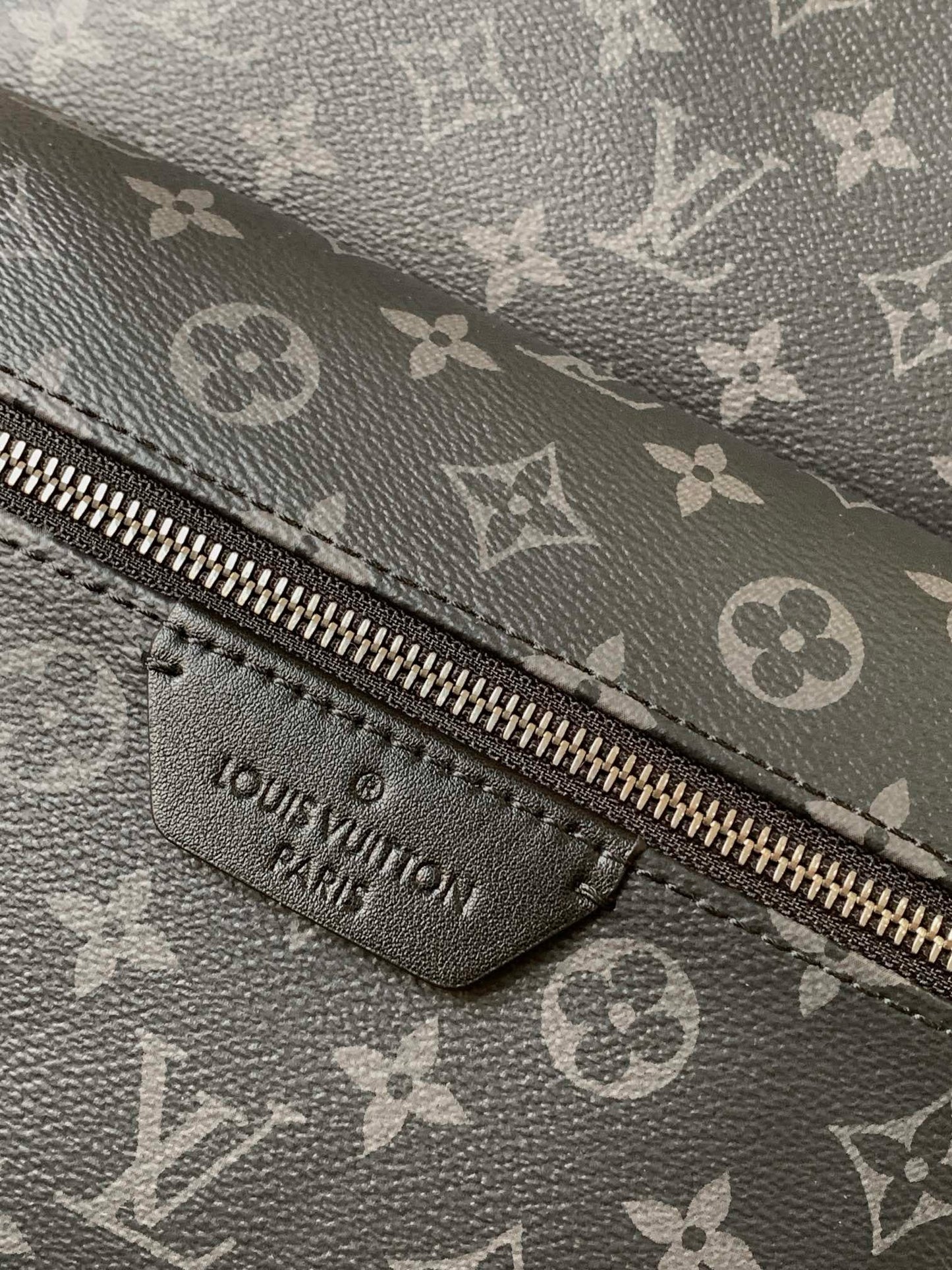 LV Discovery Backpack – Monogram Eclipse Charcoal & Black Coated  Rucksack