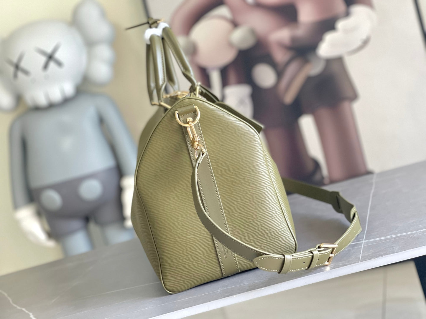 LV Keepall Bandoulière 45 – Olive Khaki Epi Leather Travel Duffel with Smooth Leather Trim