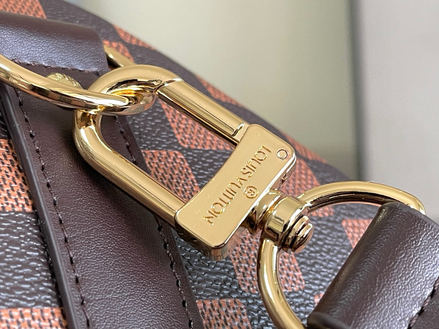 LV Keepall Bandoulière 50 Duffle Bag – Classic Brown Checkerboard Coated Canvas Weekender