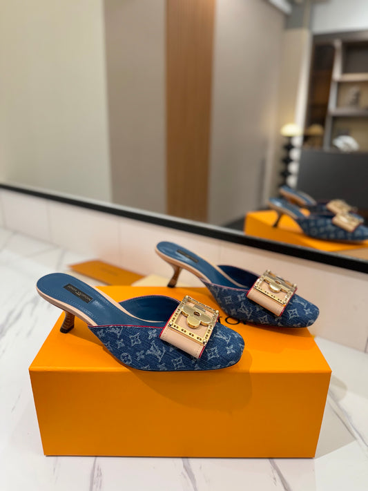 LV Monogram Denim Blue Buckle Kitten Heel Mules – Vintage Stone-Washed Slip-On Shoes